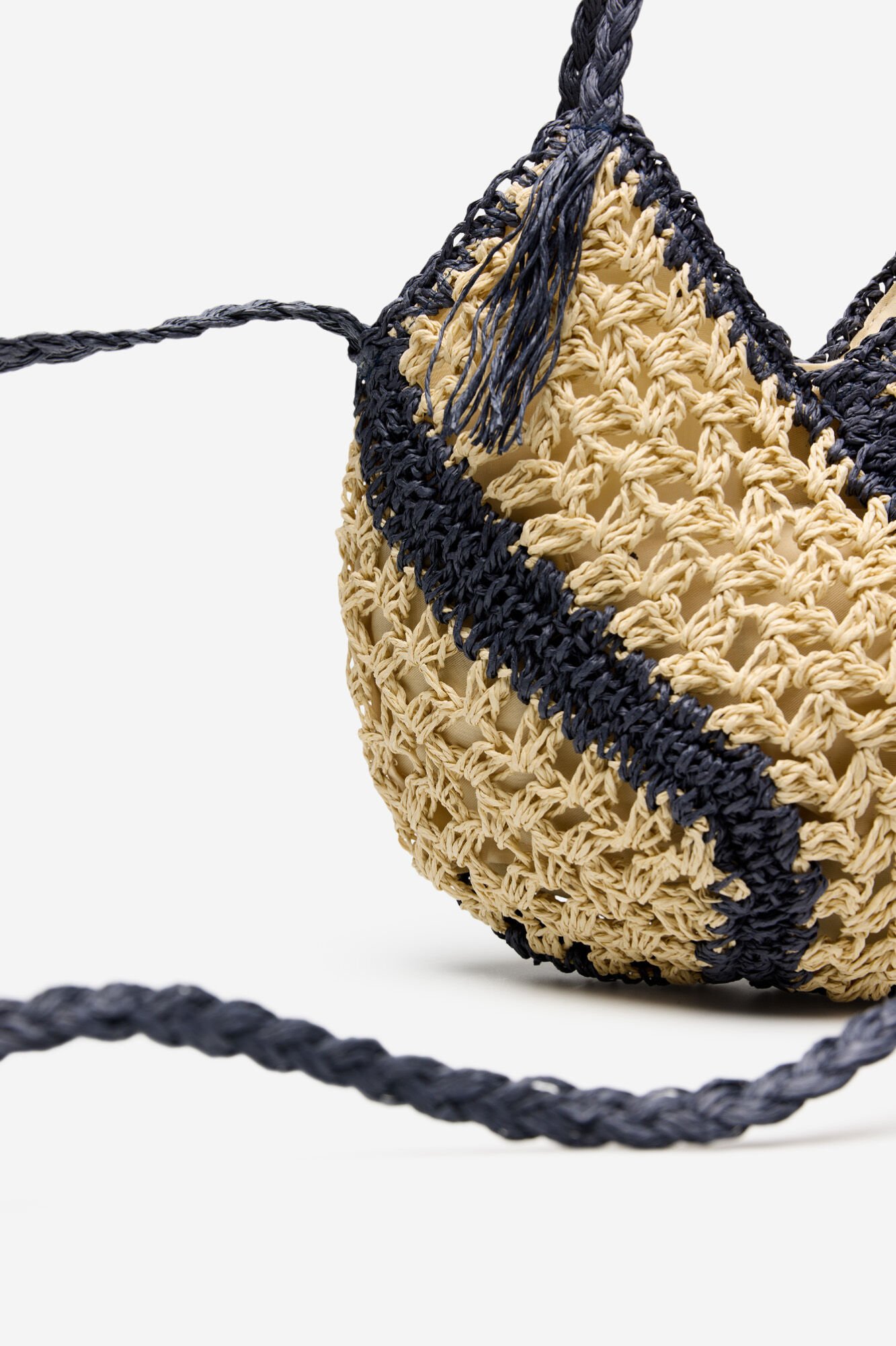 Cortefiel Raffia braided crossbody Nude