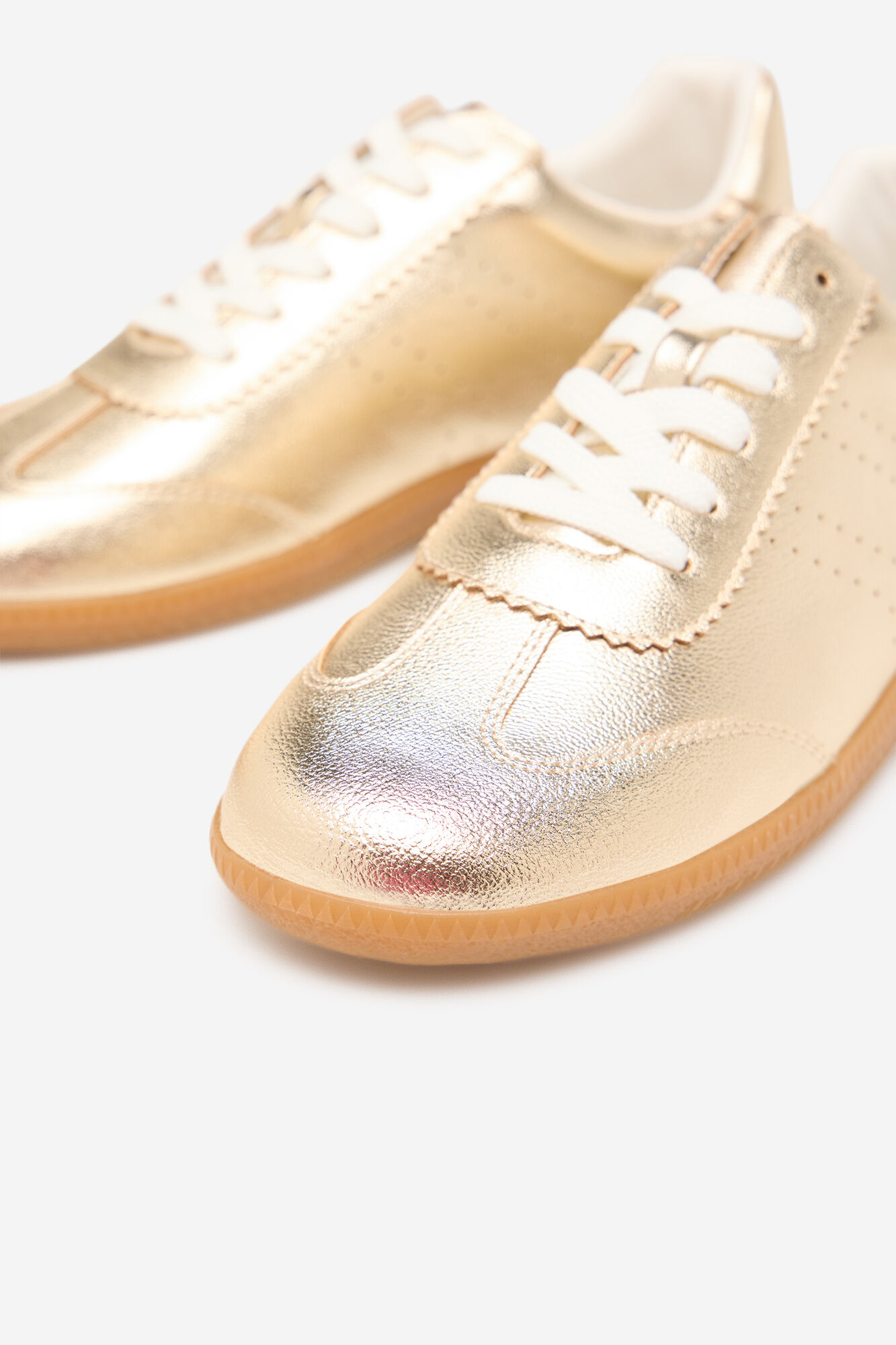 Cortefiel Golden slipper Gold