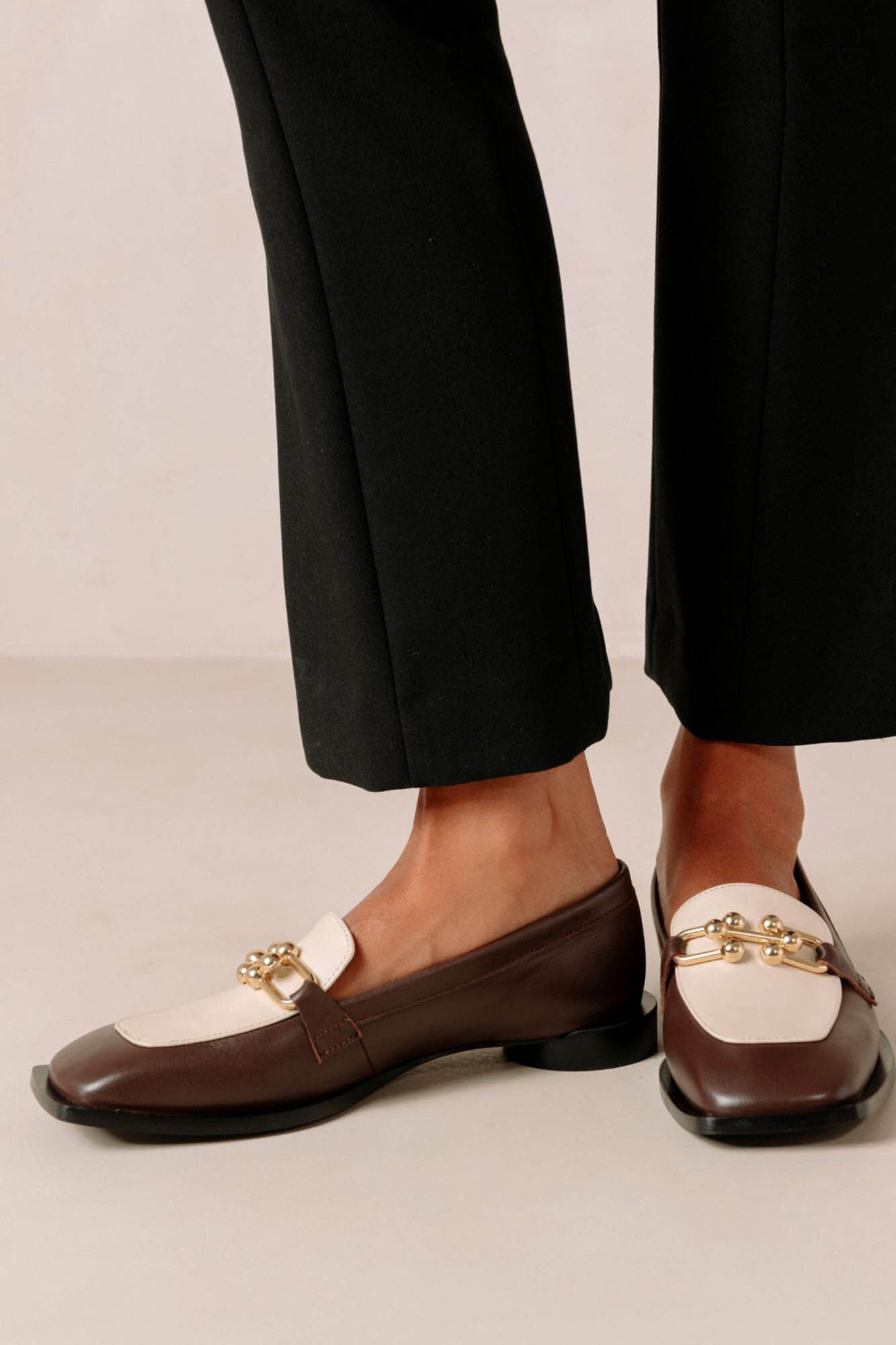 Alohas Spotlight Coffee Brown Dark brown