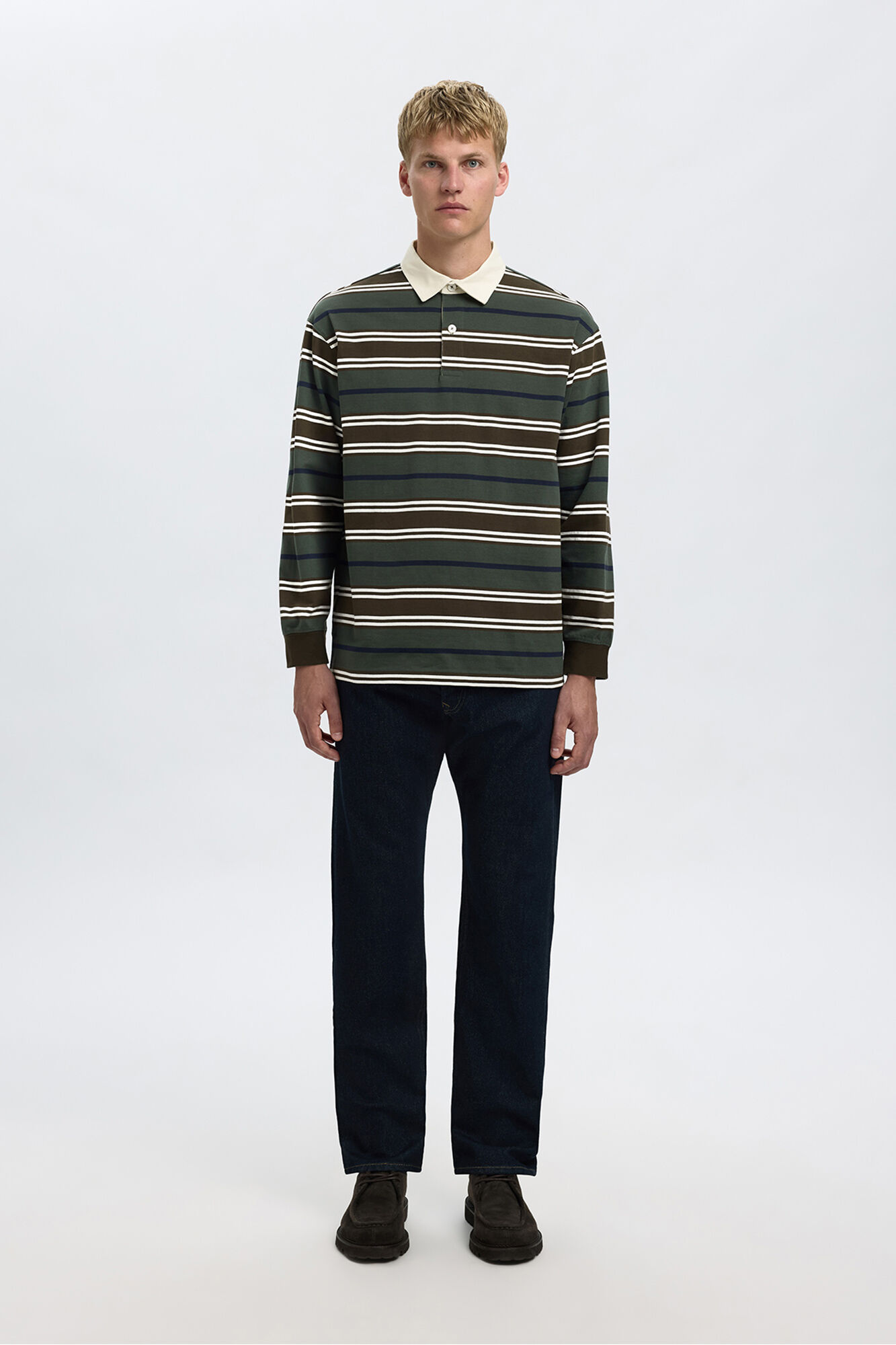 Selected Polo estilo rugby feita de 100% algod&atilde;o org&acirc;nico. Verde