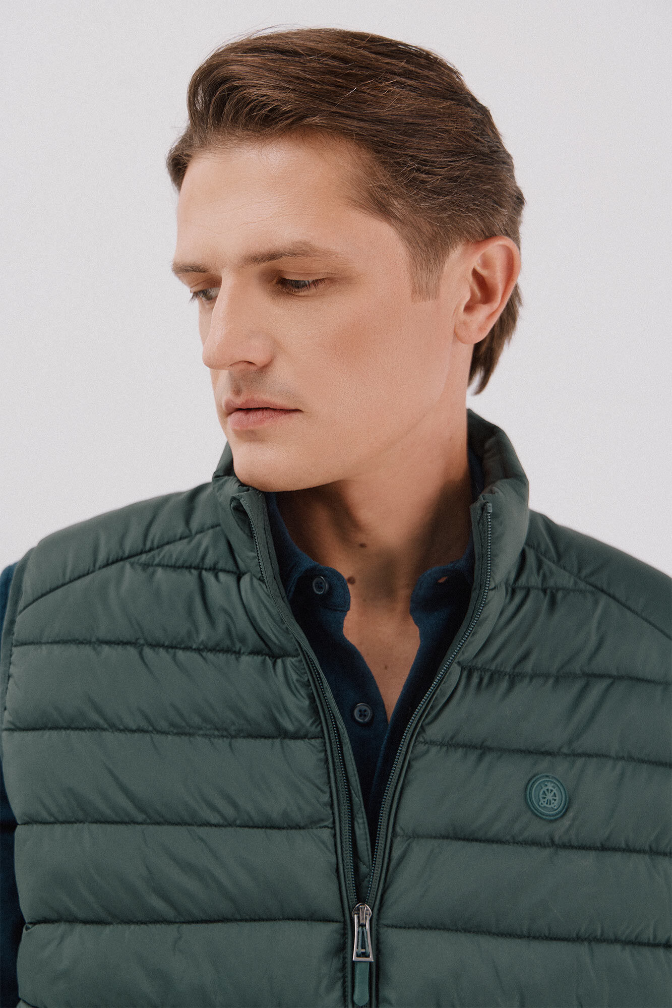 Cortefiel Ultra-light quilted gilet Dark green