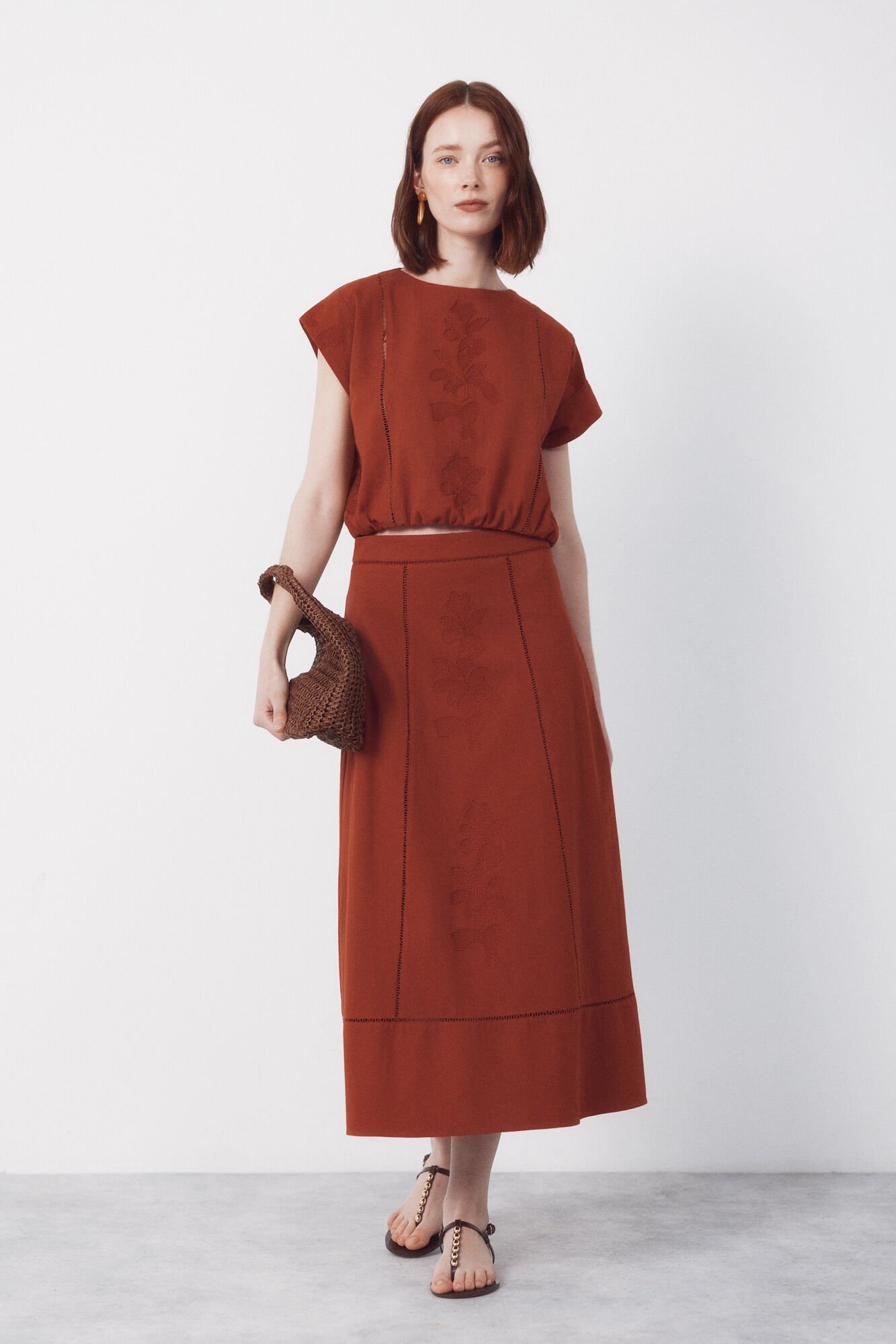 Cortefiel Falda midi bordada