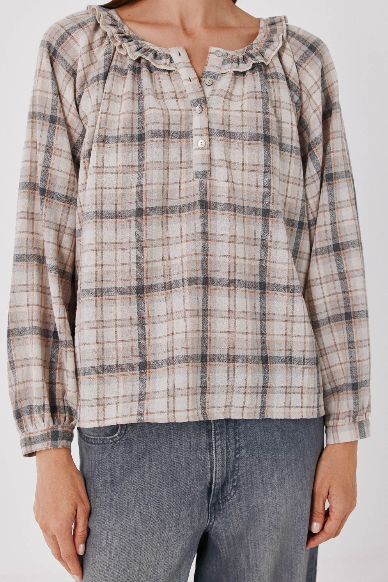 Cortefiel Rustic plaid blouse Printed beige