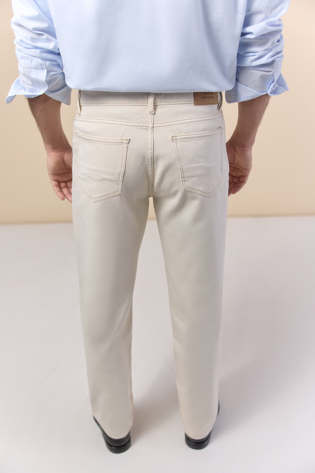 OOTO Pantal&oacute;n vaquero new straight fit Marfil