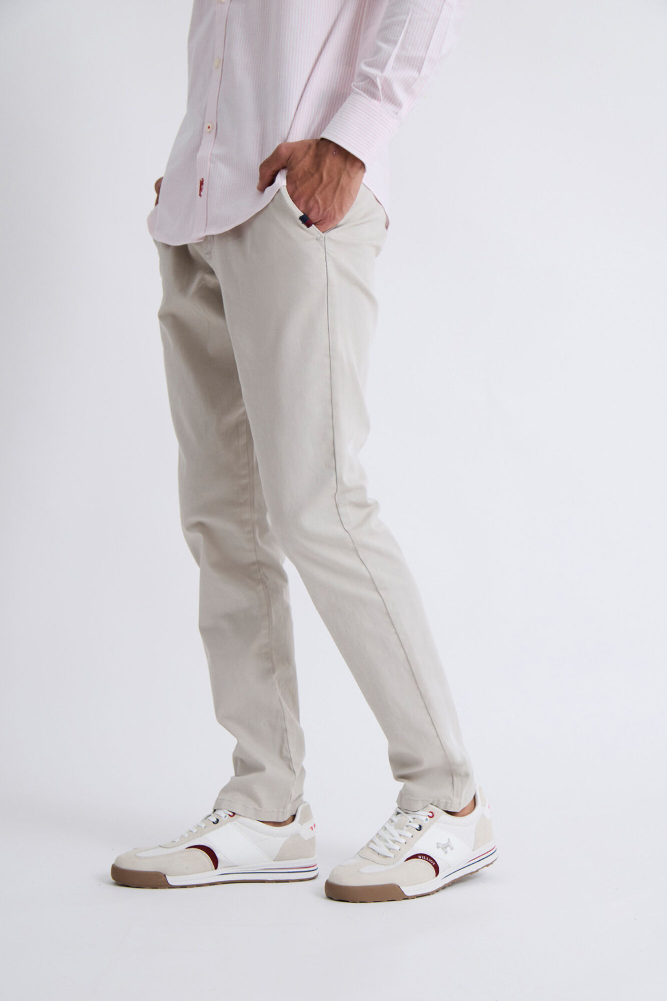 Williot Pantal&oacute;n Chino Slim Beige