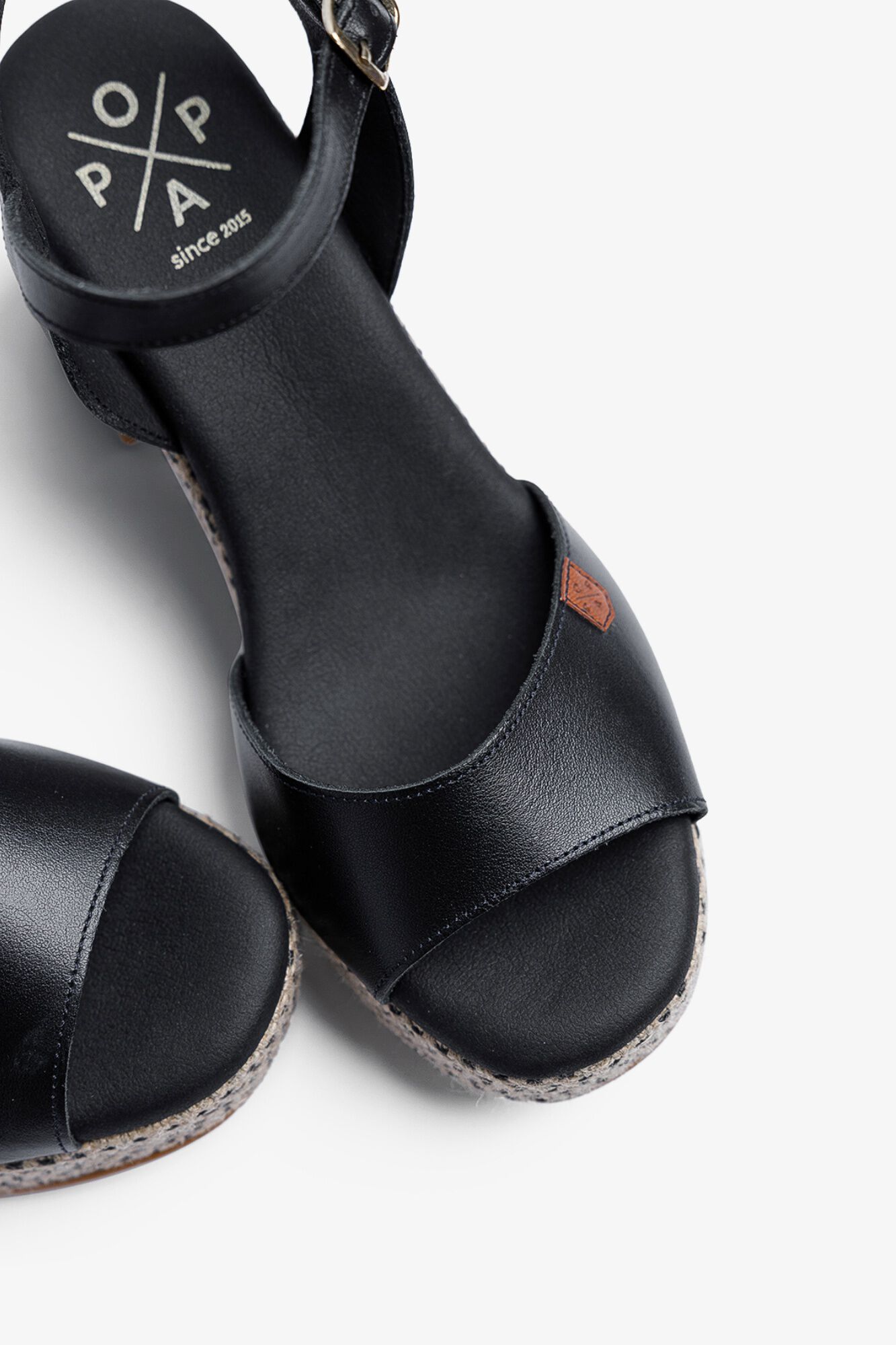 Popa Sand&aacute;lia cunha salto senhora Daira Pele Preto