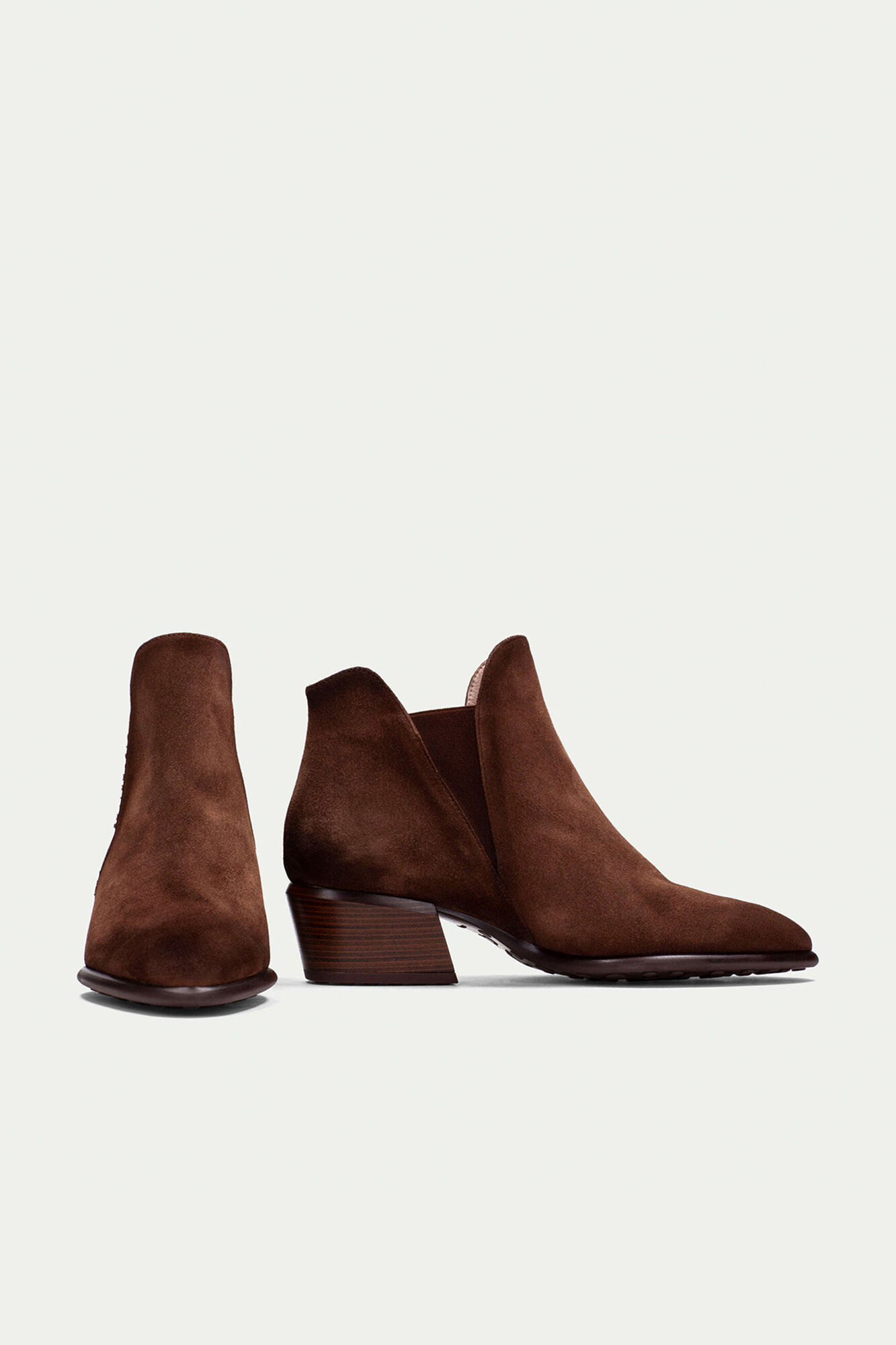 Hispanitas Verona pointed toe Chelsea boot Dark brown