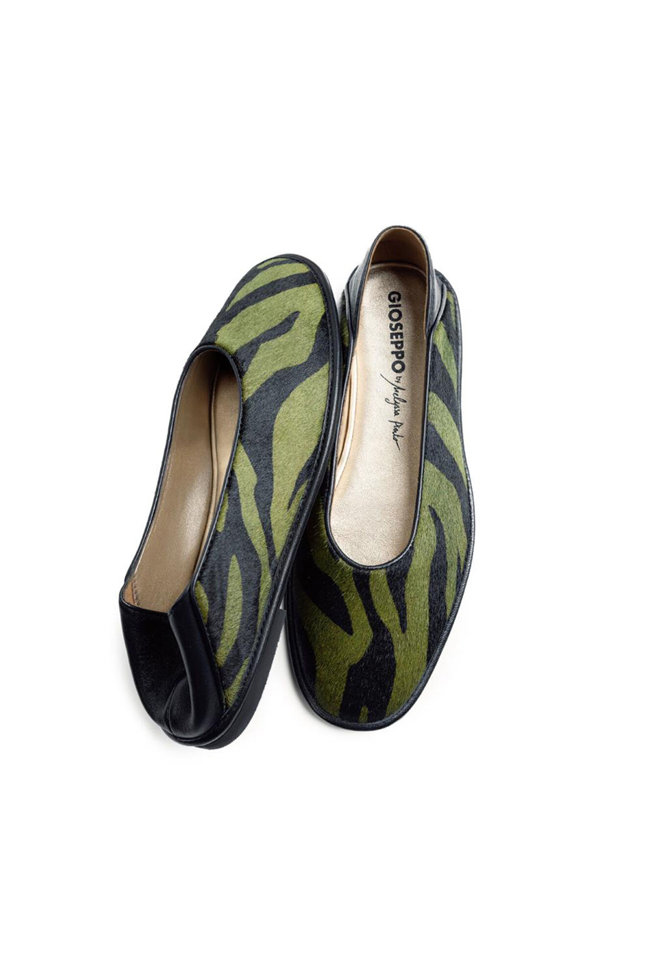 Gioseppo Sabrinas de couro por Melyssa Pinto Impress&atilde;o