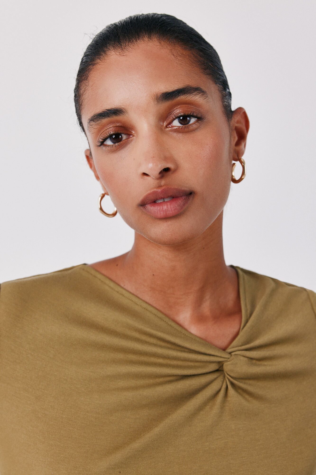 Cortefiel Knot neckline T-shirt Green