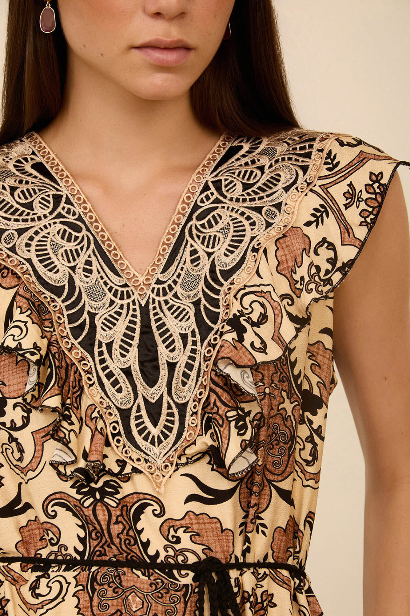 Meisie Vestido comprido estampado paisley Castanho