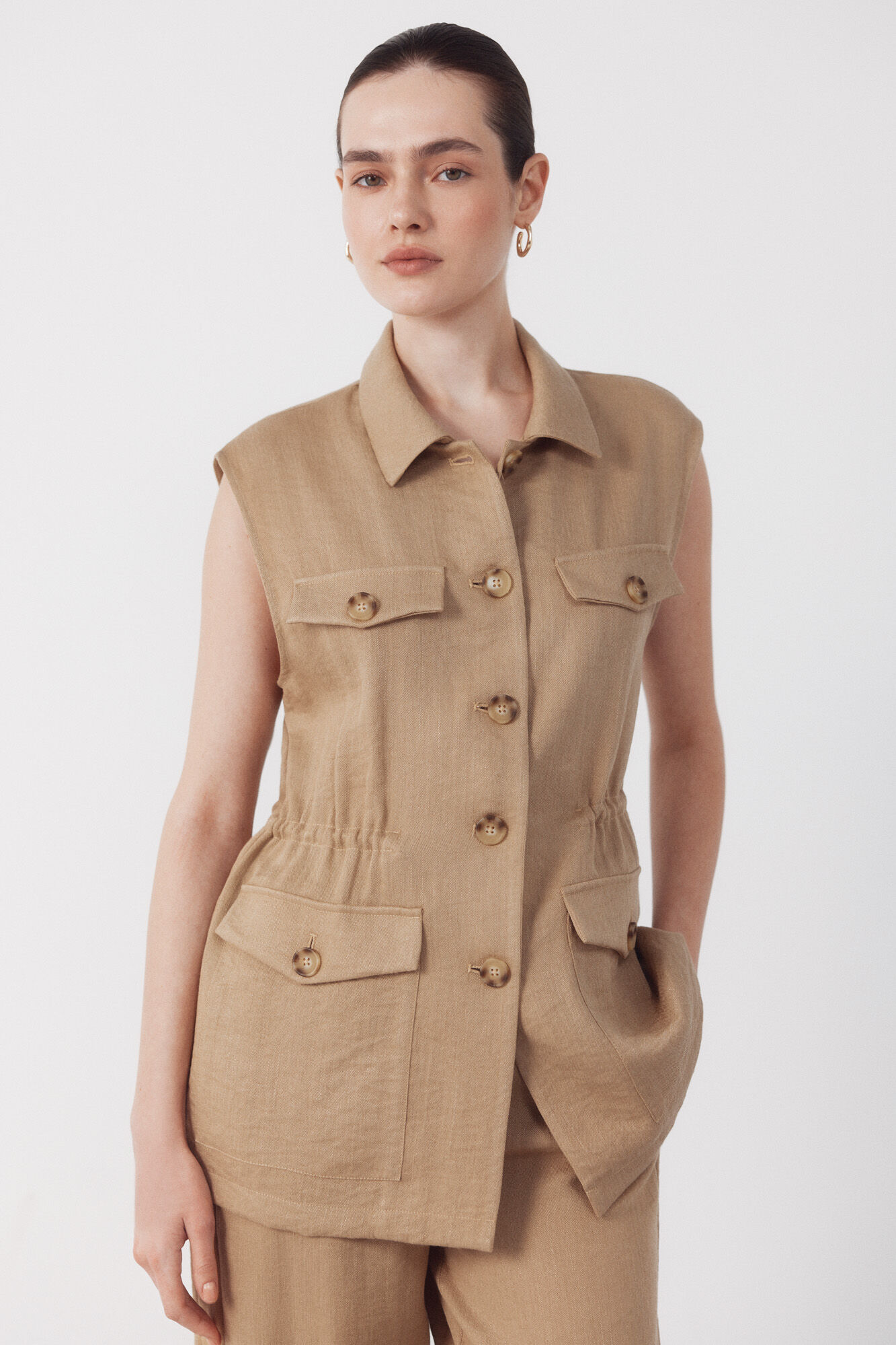 Cortefiel Rustic vest Nude