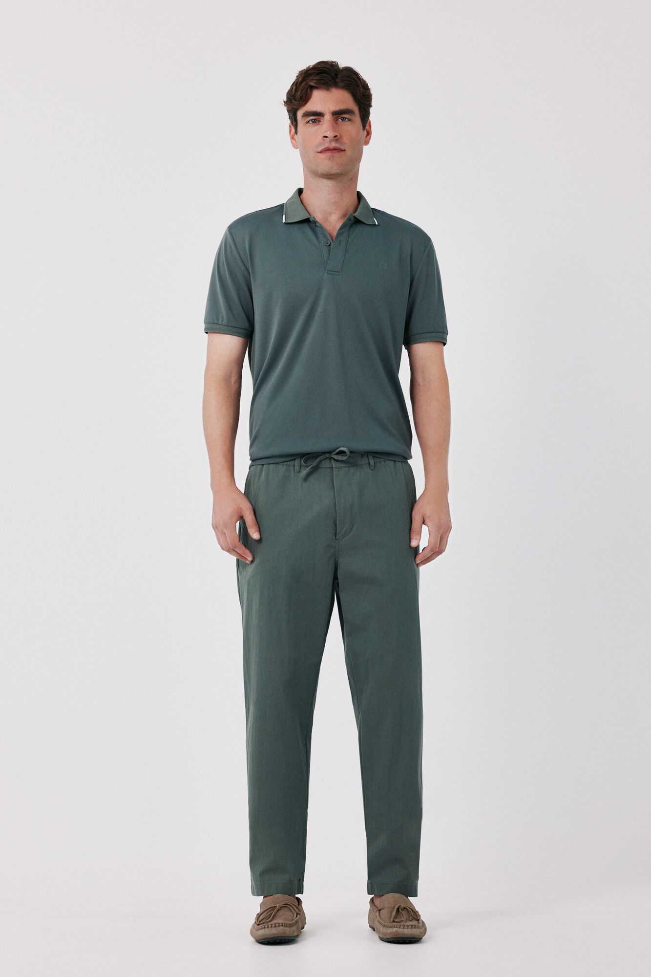 Cortefiel Jogger ligero regular