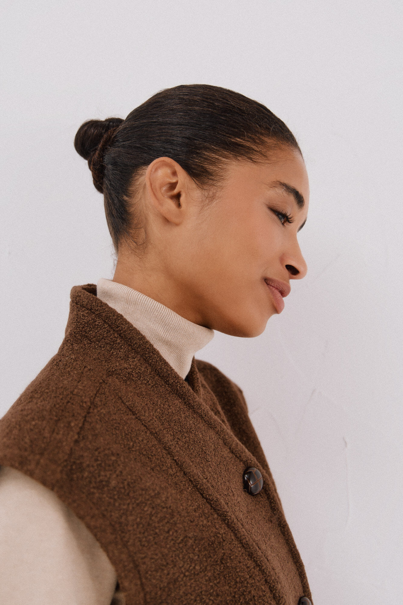 Cortefiel Oversized women's vest Dark brown