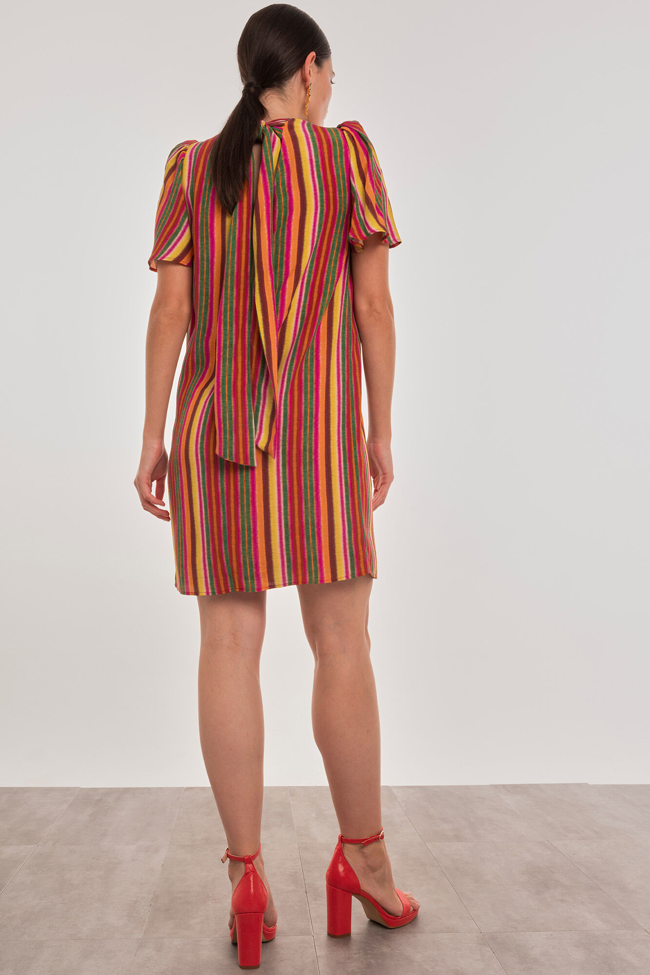 Dolores Promesas Short dress with short sleeves Multicolour