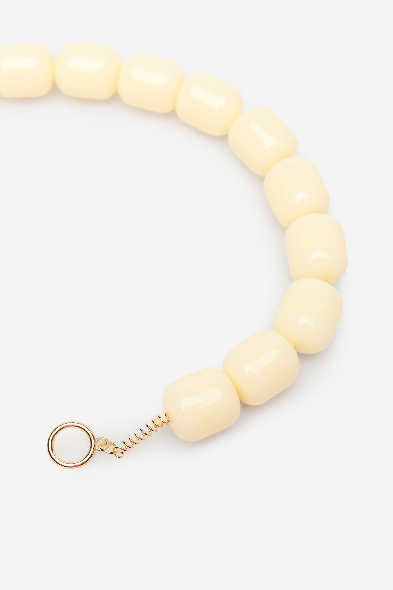 Cortefiel Collar resina color Marfil