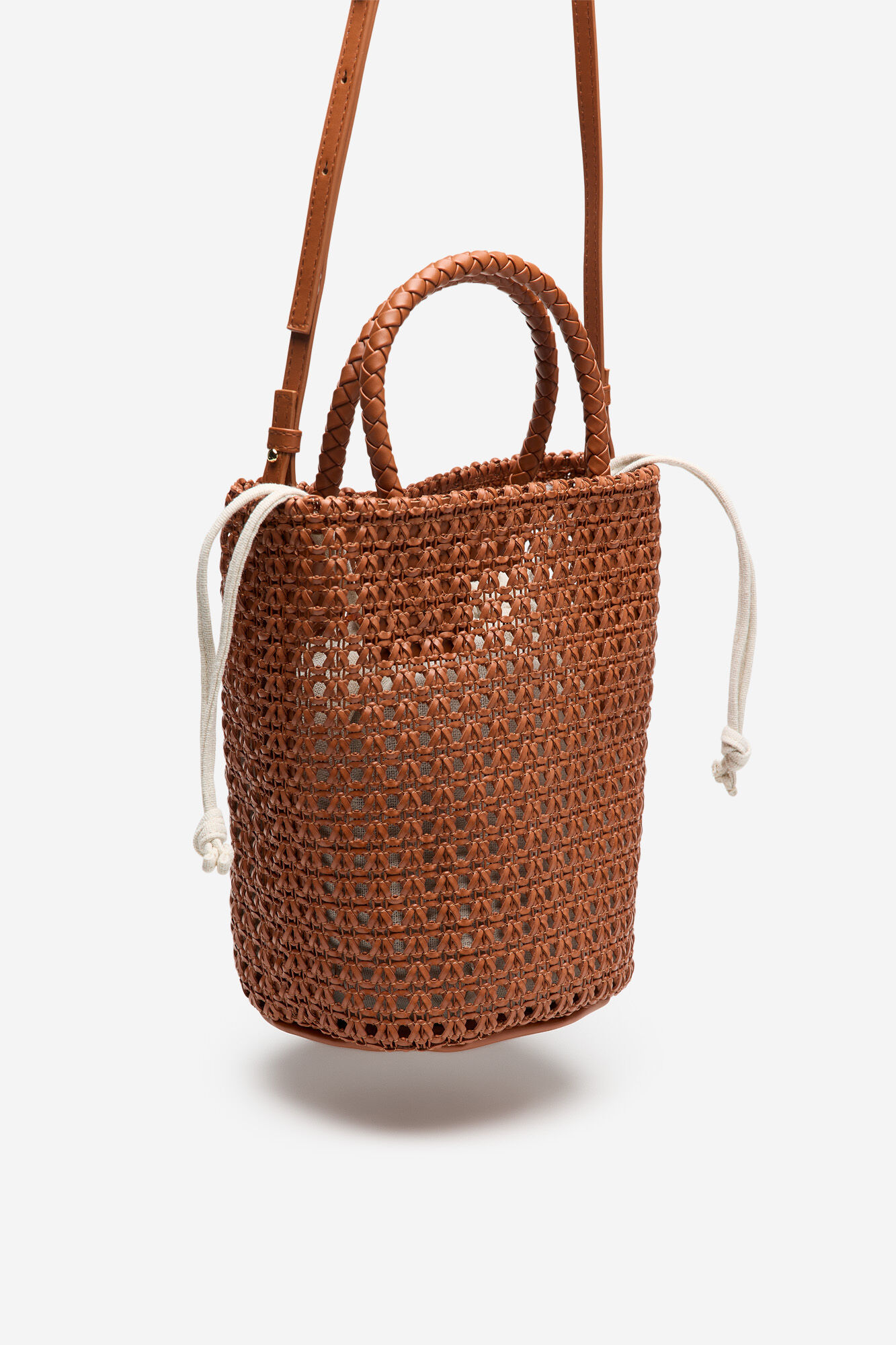 Cortefiel Braided bucket bag Brown