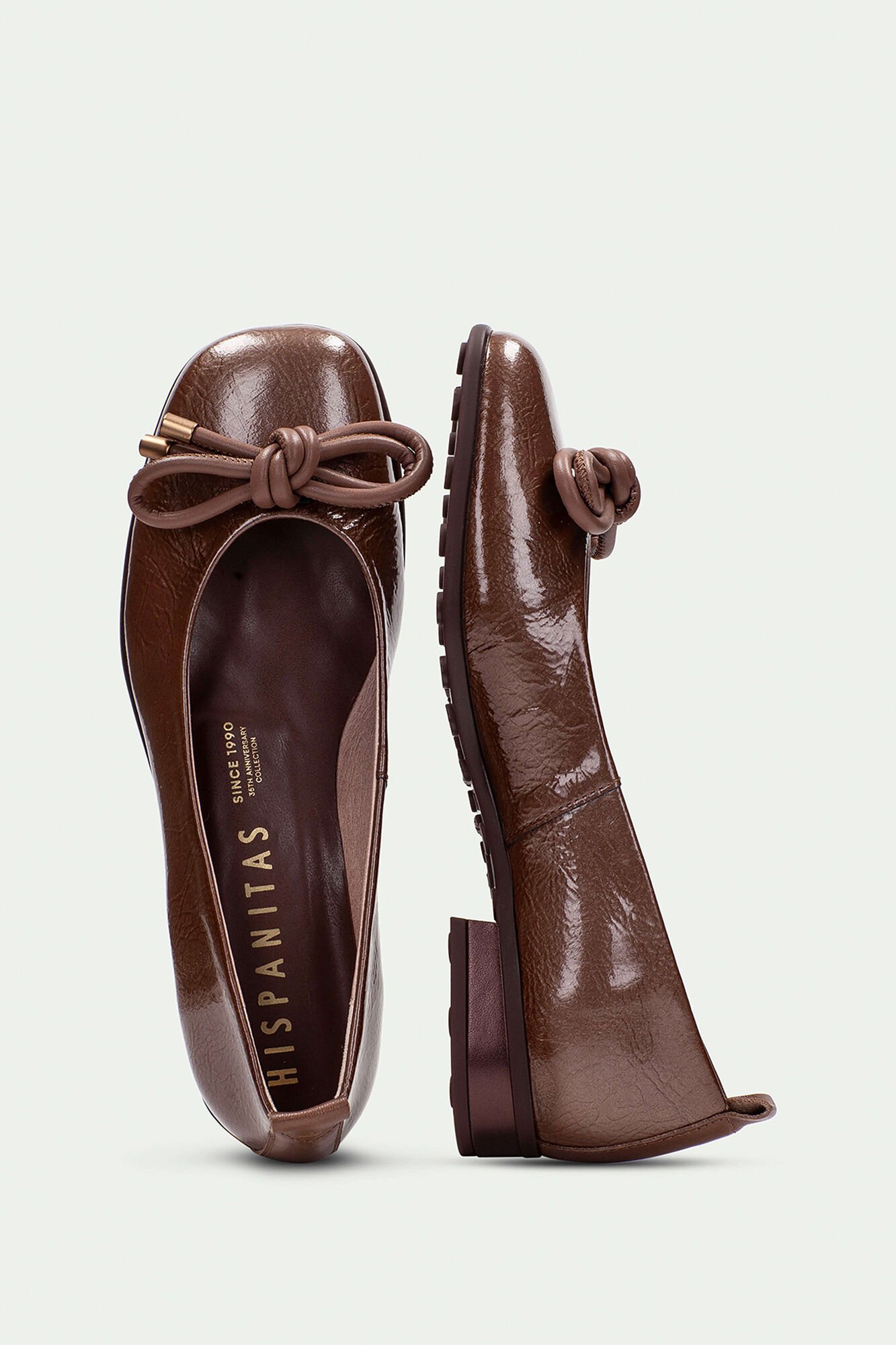 Hispanitas Bailarina com bico quadrado e detalhes GENOVA Castanho