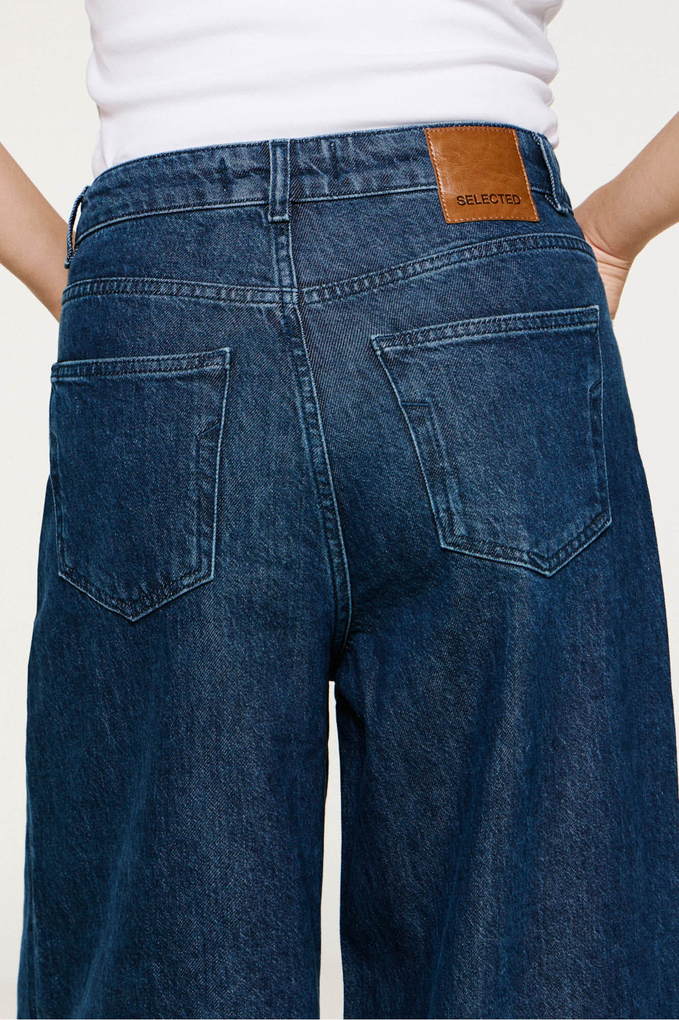 Selected Cal&ccedil;a plissado de algod&atilde;o org&acirc;nico. Azul