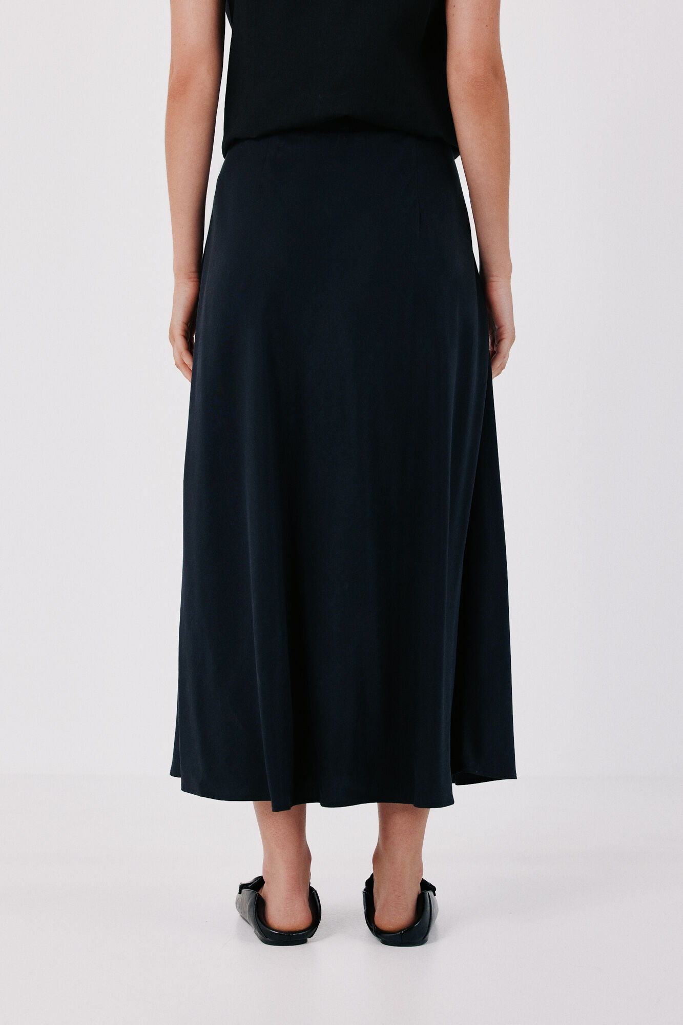 Cortefiel Midi skirt with belt Black
