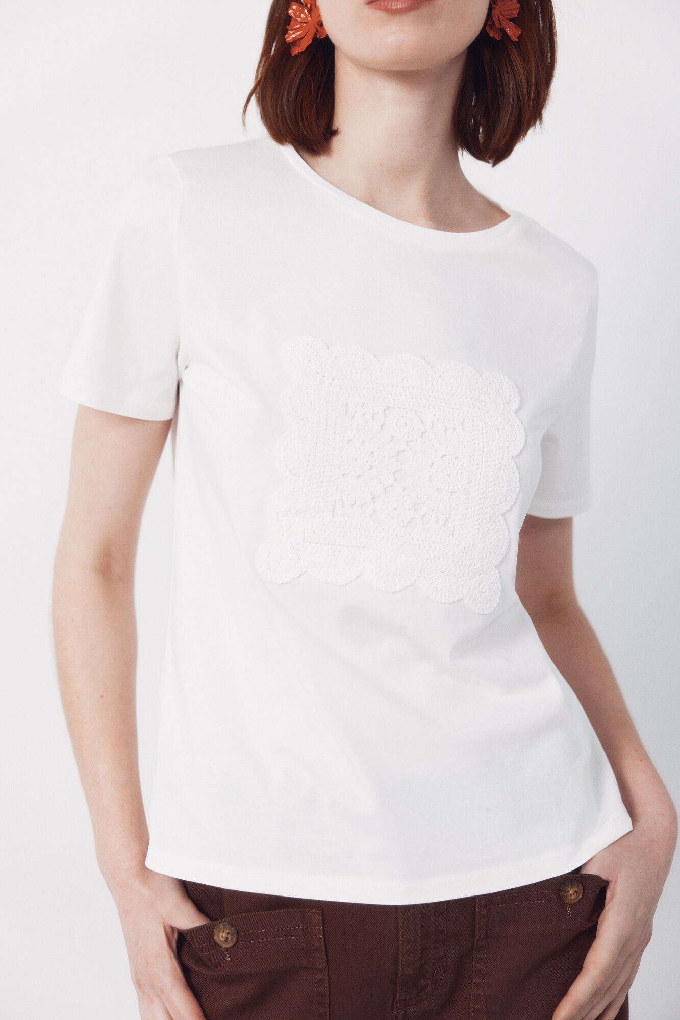 Cortefiel T-shirt with crochet patch