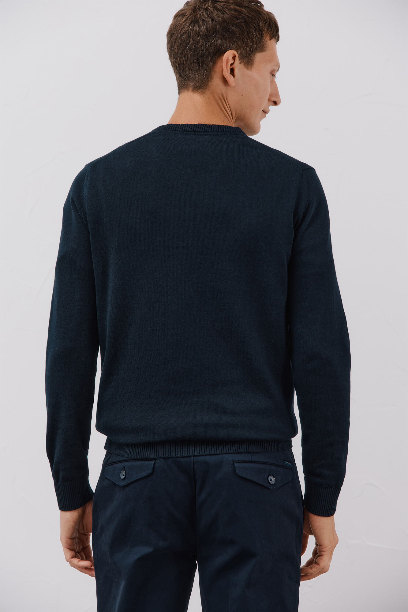 Cortefiel Fine jersey-knit cotton v neck jersey Navy