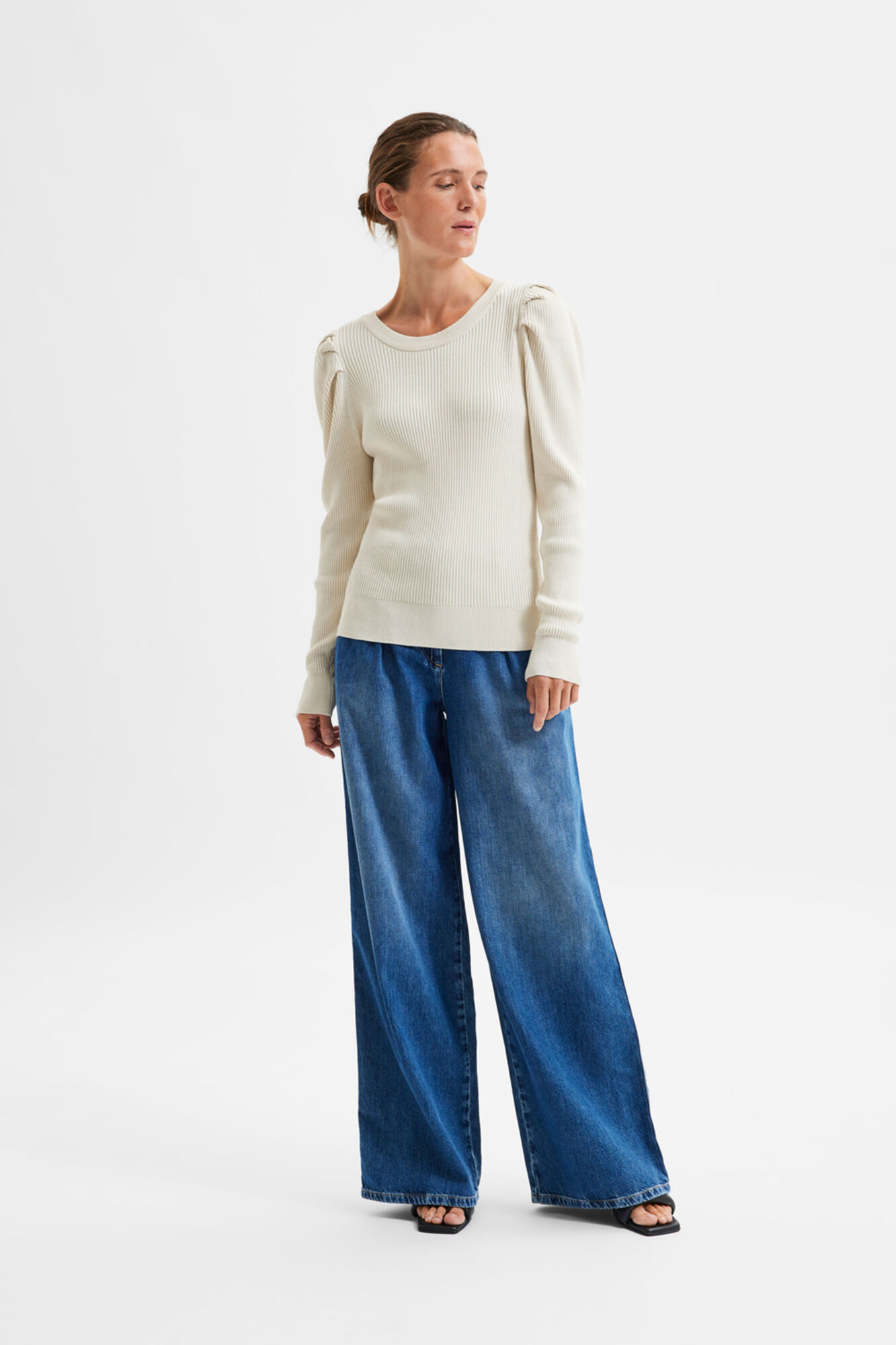 Selected Femme Jersey rib con mangas abullonadas confeccionado con Lenzing ECOVERO Gris