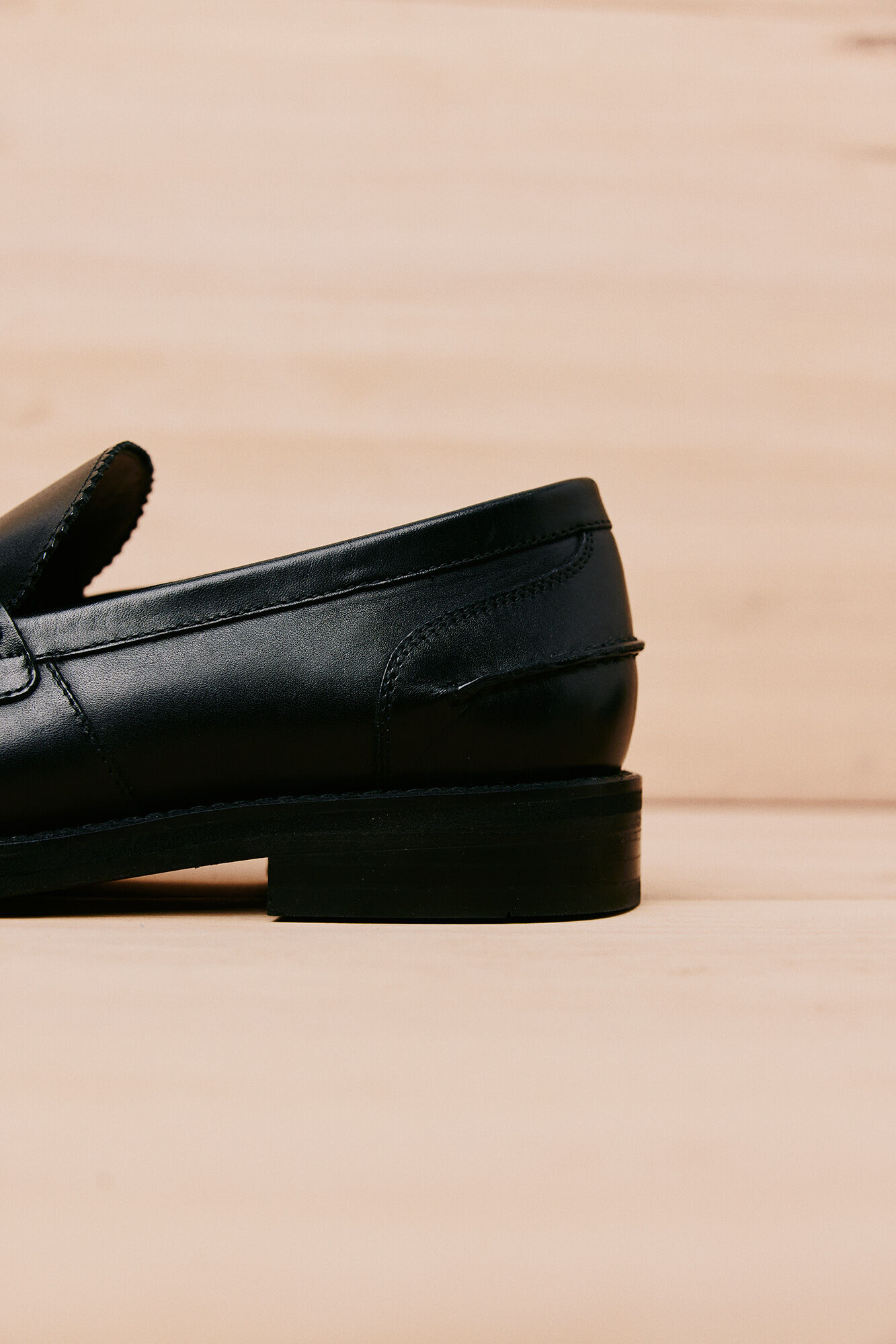 OOTO Mocasin piel Negro