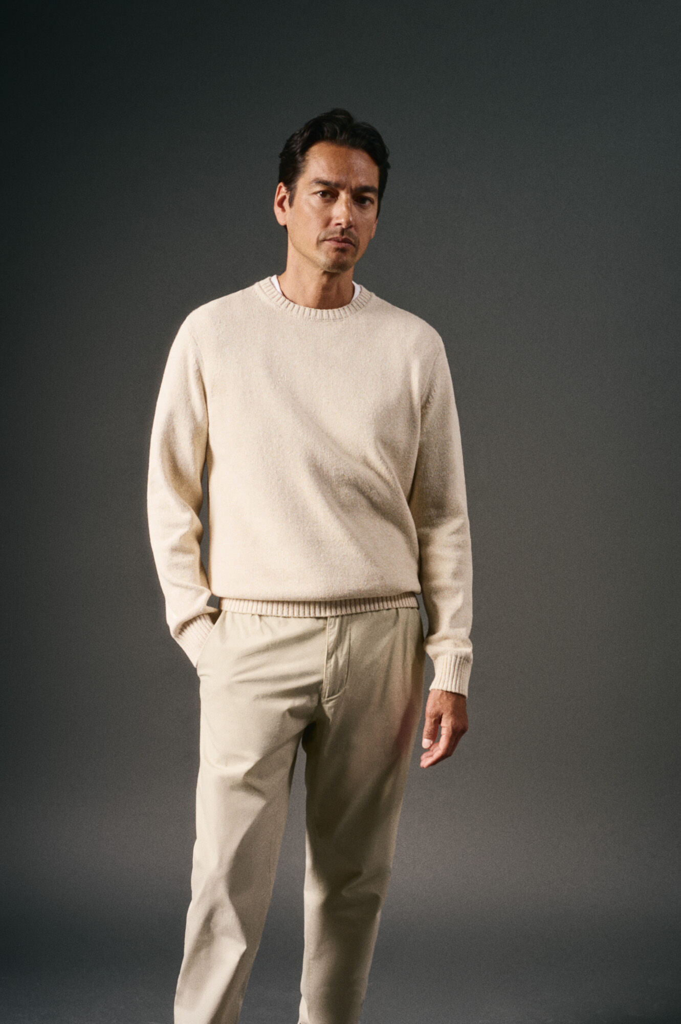 OOTO Su&eacute;ter de algod&atilde;o torcido com gola redonda Tostado