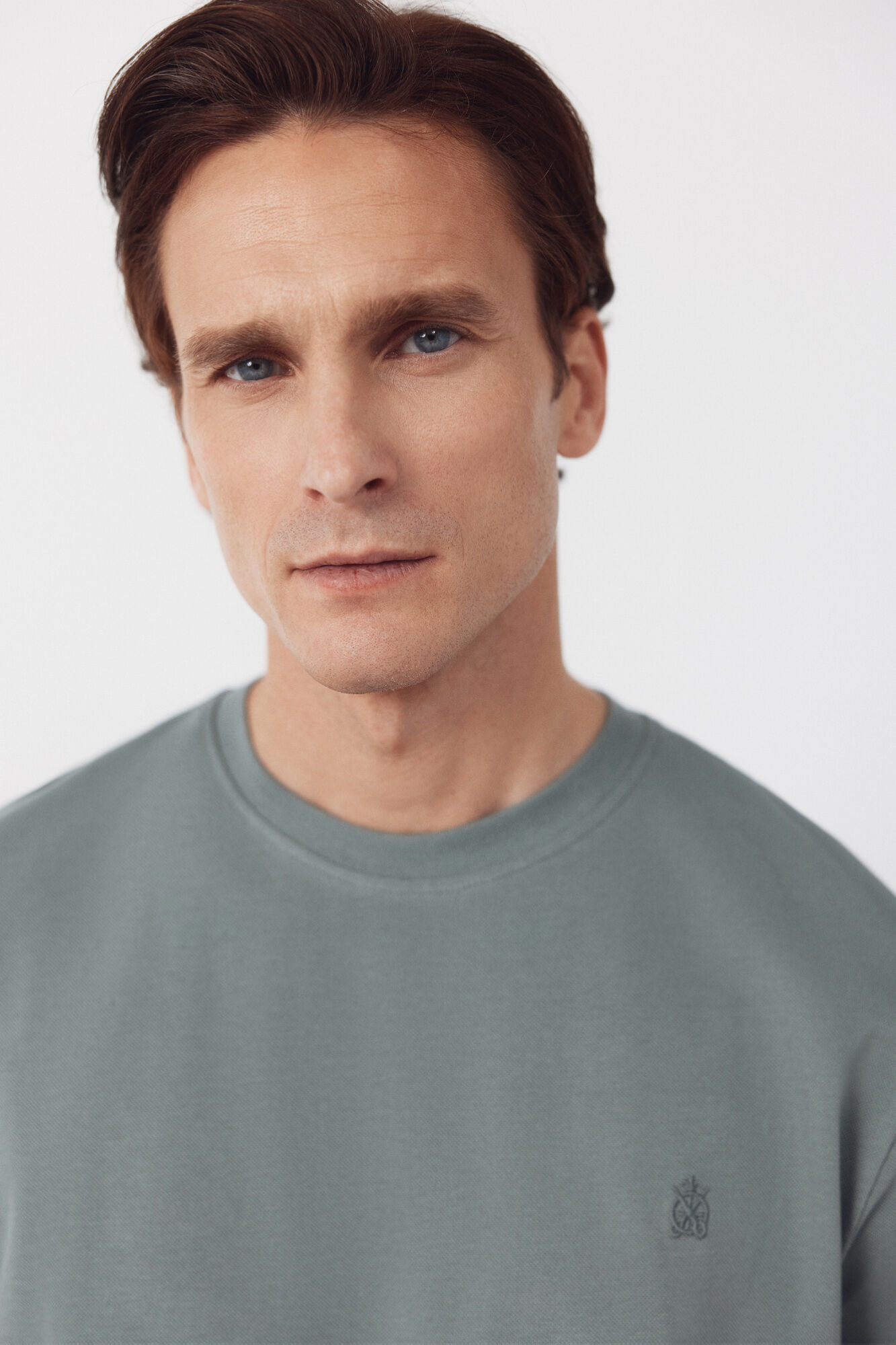 Cortefiel Piqu&eacute; basic T-shirt Kaki
