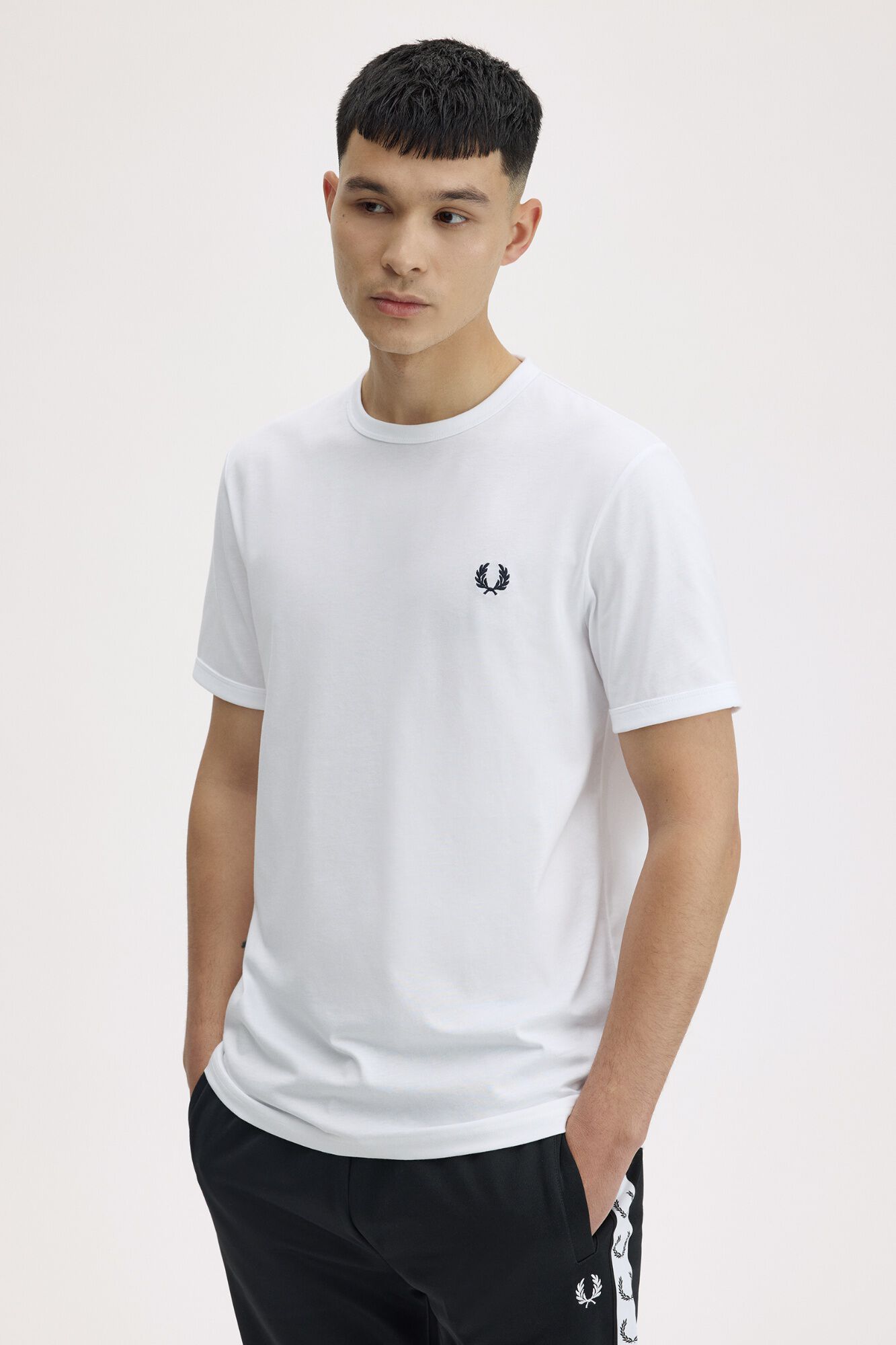 Fred Perry T-shirt lisa de manga curta