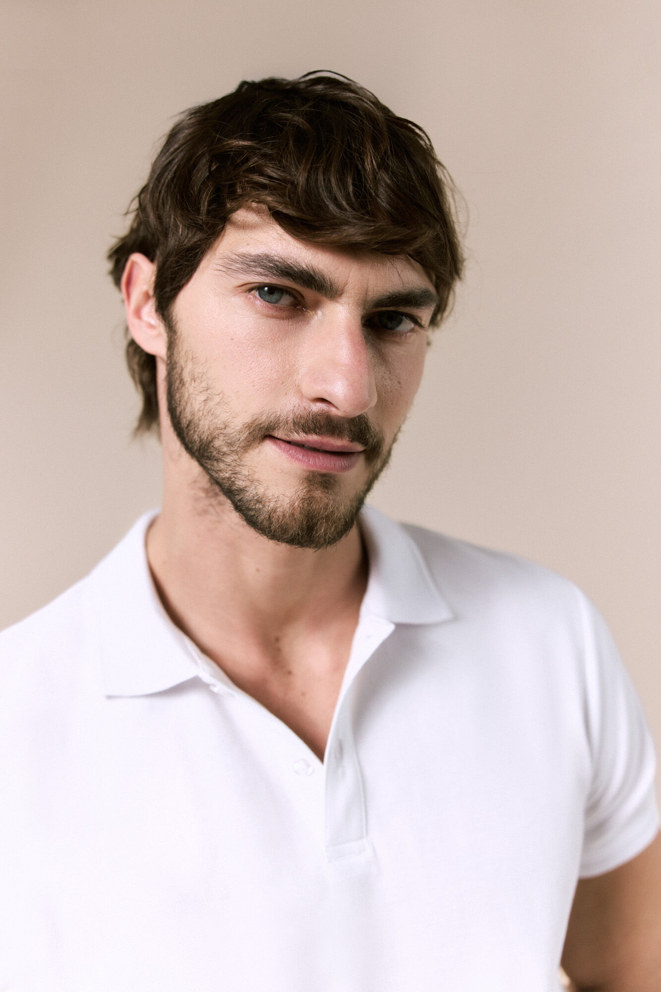 OOTO Polo b&aacute;sico em piqu&eacute; Branco