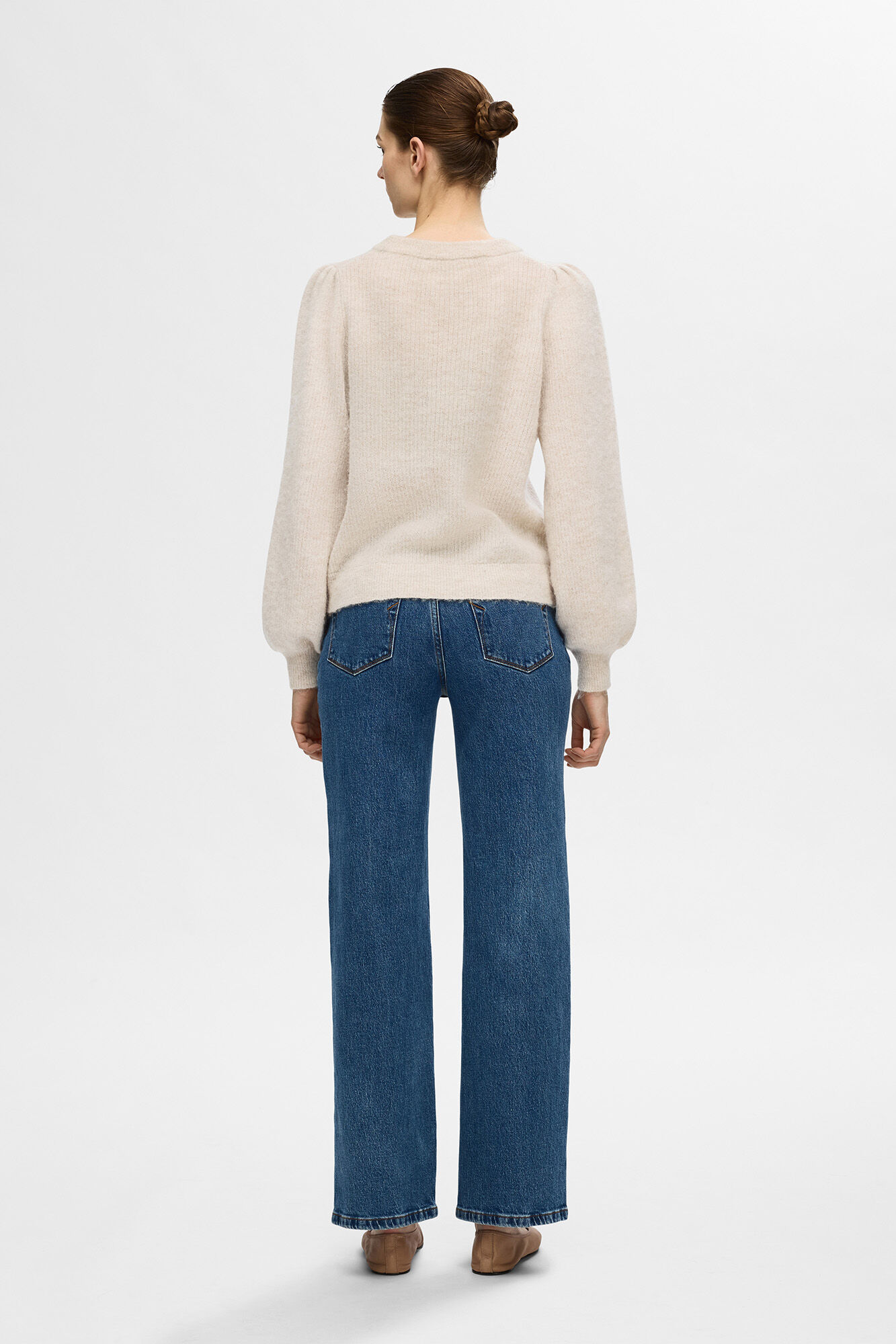 Selected Femme Jersey Rib de cuello redondo confeccionado con lana y alpaca. Gris