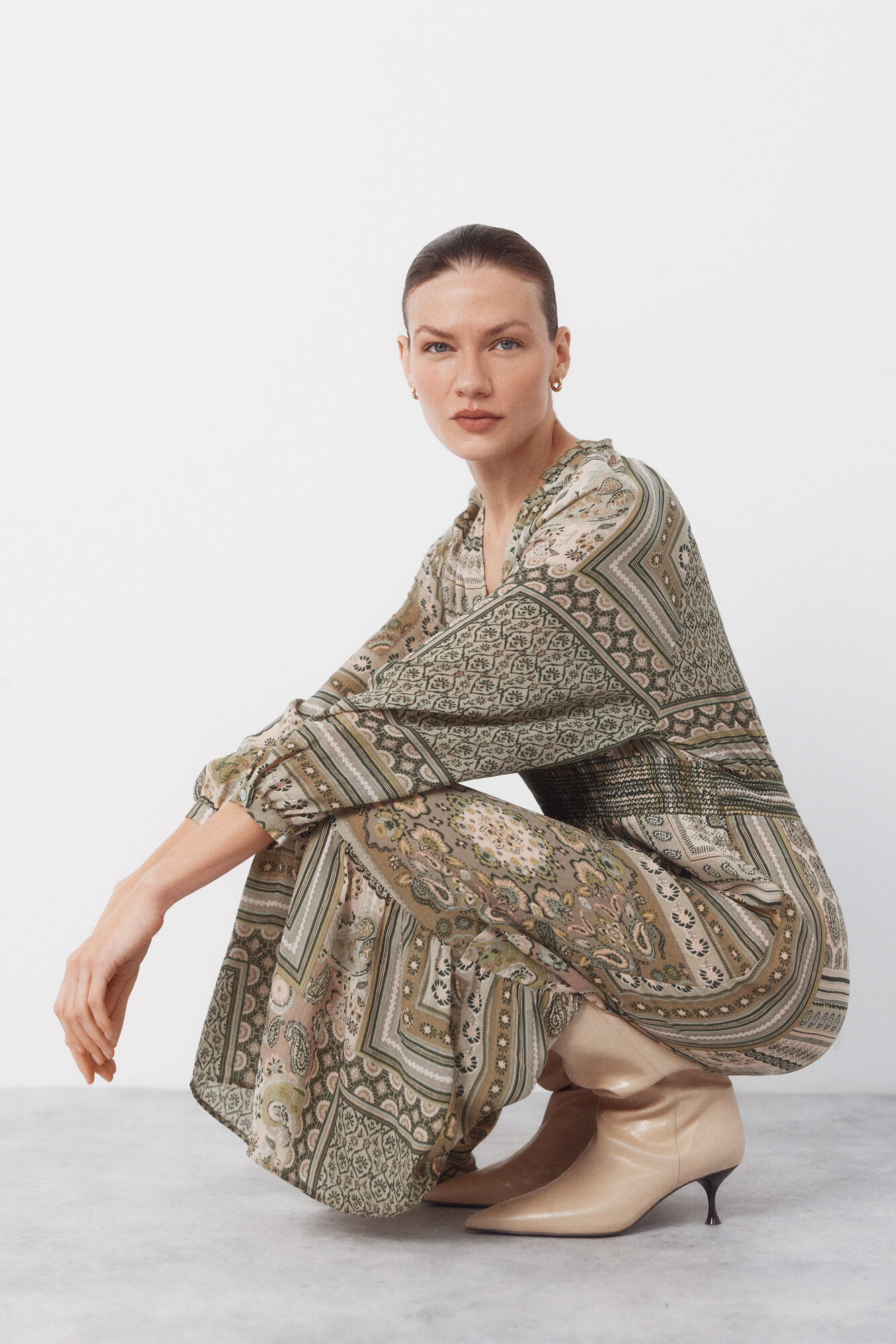 Cortefiel Flowing printed dress