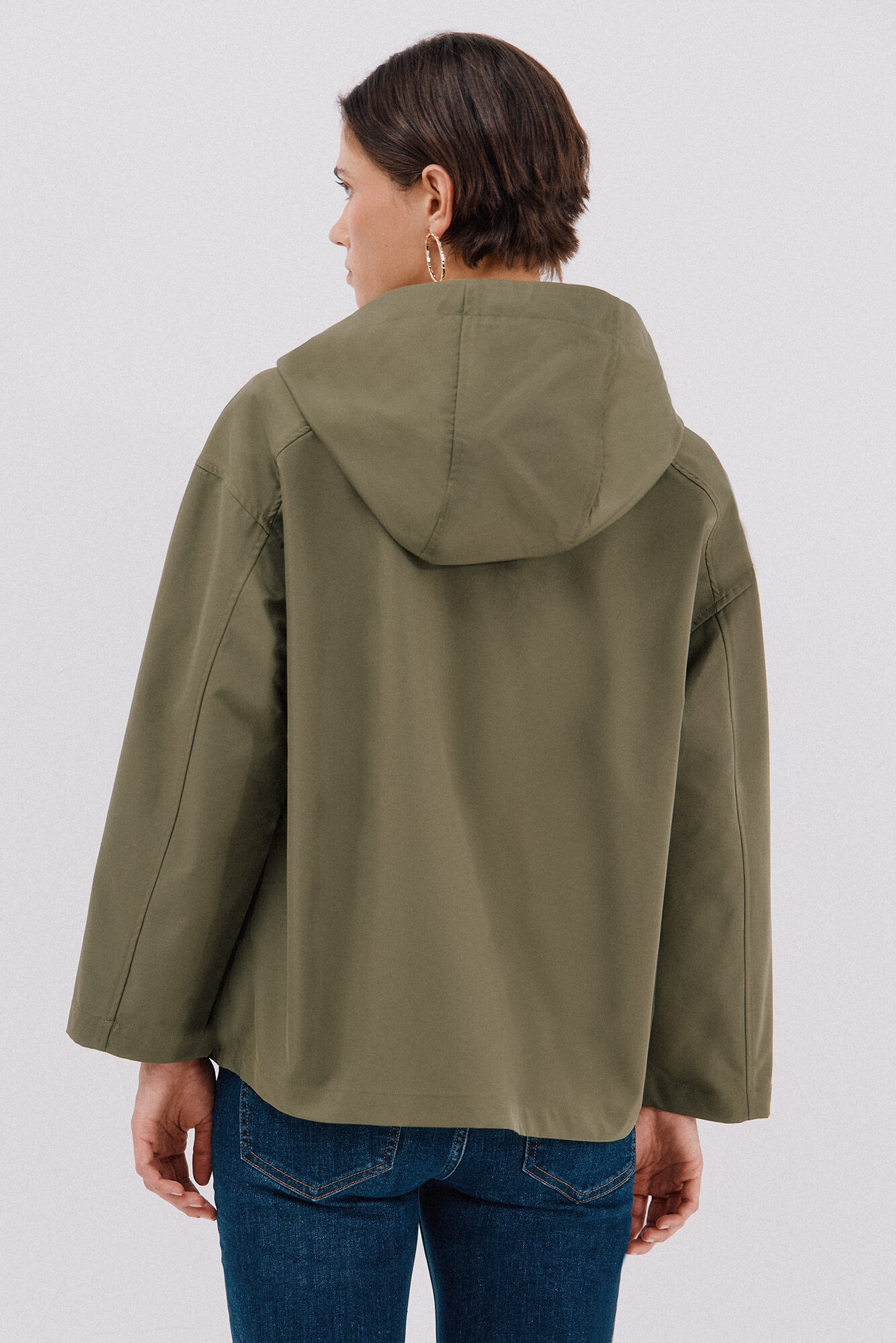 Cortefiel Jaqueta curta com bot&otilde;es de press&atilde;o Verde