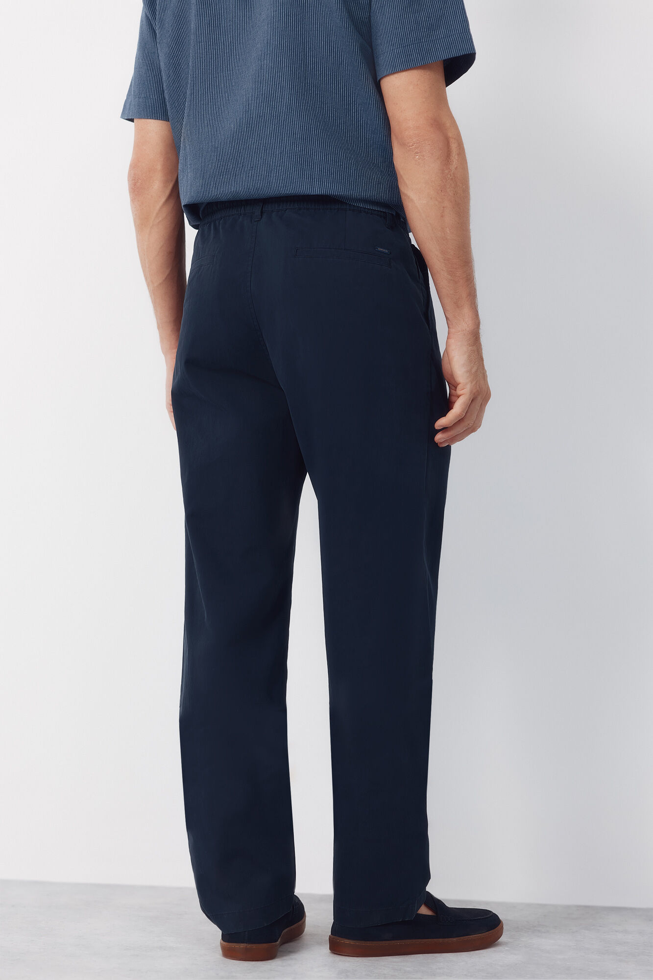 Cortefiel Jogger ligero regular Azul marino