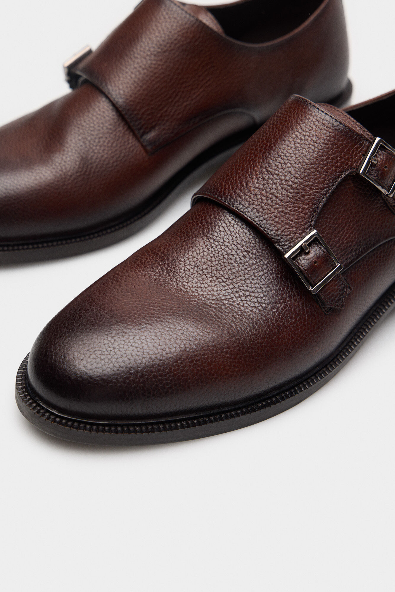 Cortefiel Sapato elegante 2 fivelas Castanho