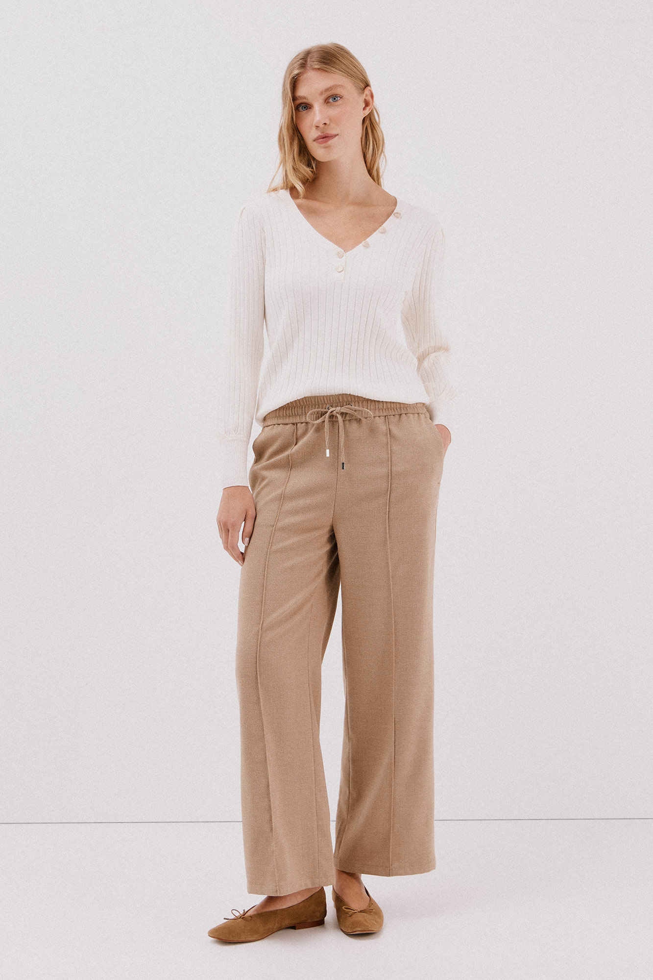 Cortefiel V-neck jumper with buttons White