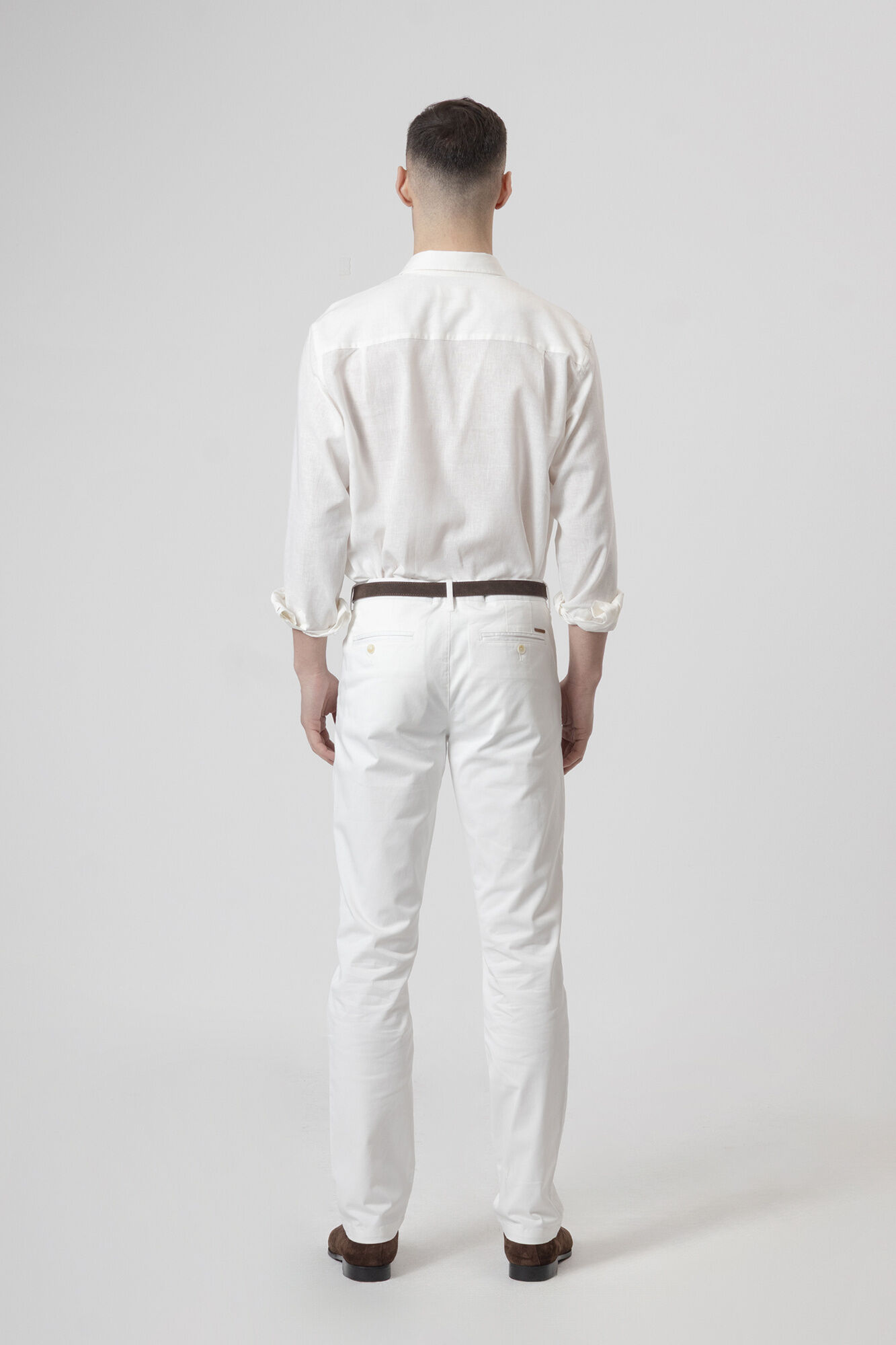 PuroEGO Cal&ccedil;as chino em algod&atilde;o slim fit Ecru