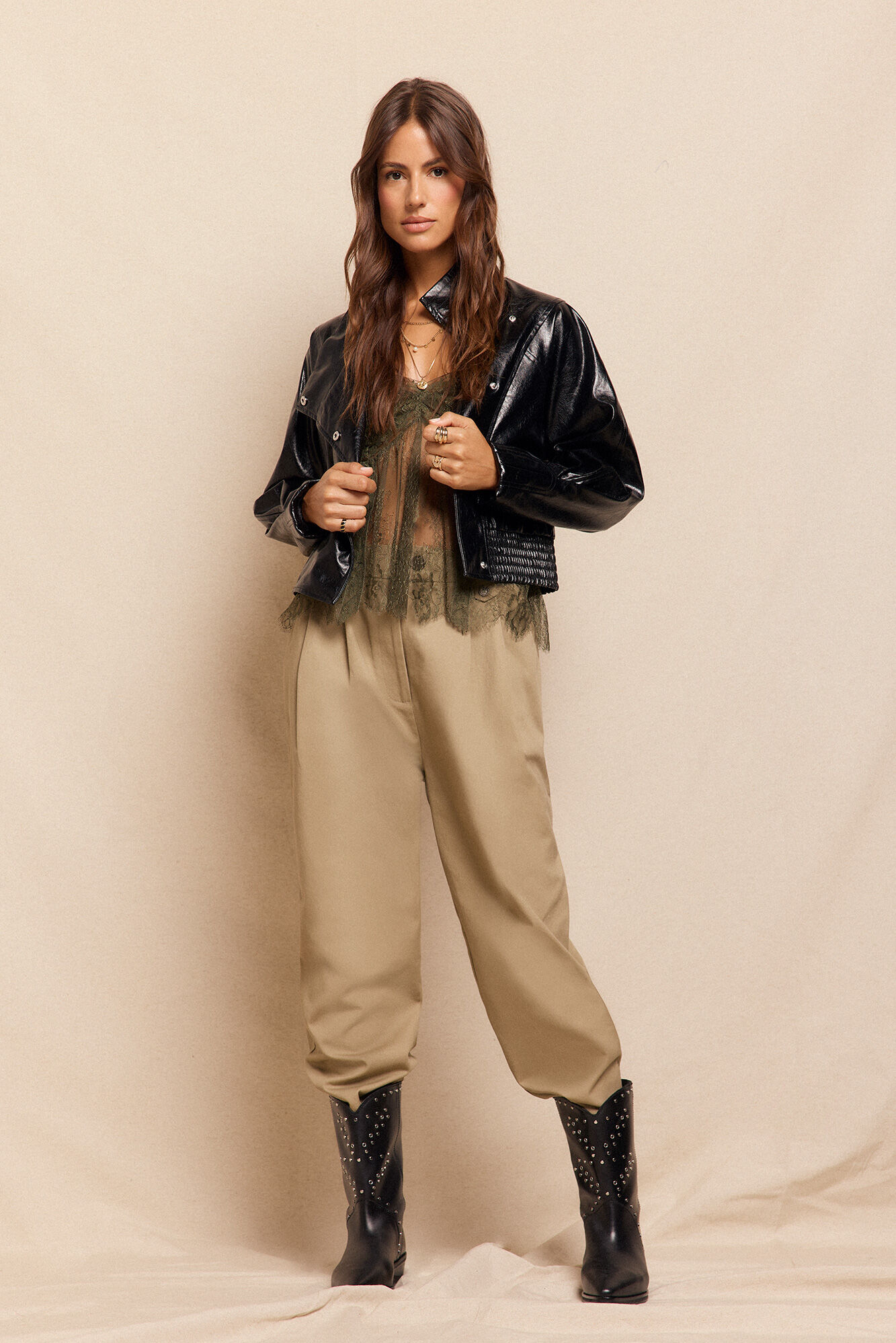 Slowlove Cal&ccedil;as de sarja com presilhas, passantes para cinto, bolsos laterais funcionais, perna, fecho de fecho-&eacute;clair e bot&atilde;o oculto