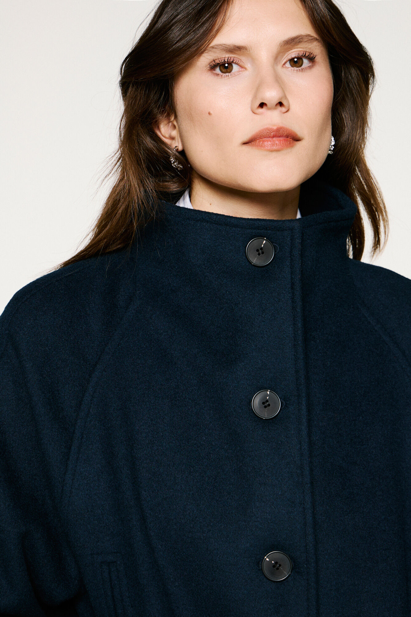 Selected Abrigo lana cuello chimenea.