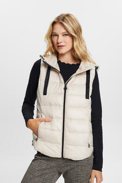 Cortefiel Quilted cropped gilet with hood  Ivory
