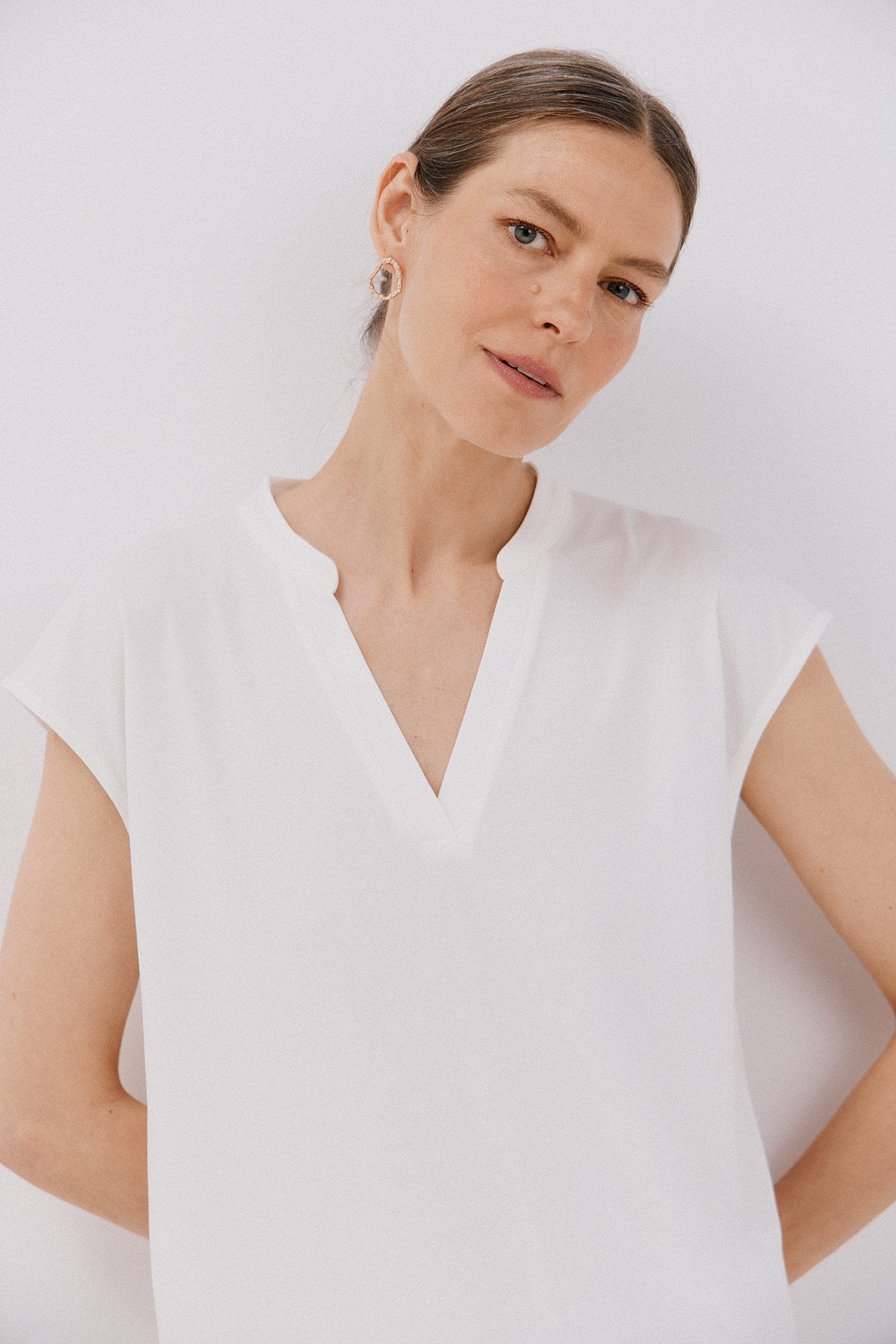 Cortefiel Camiseta b&aacute;sica cuello mao desmentido Blanco