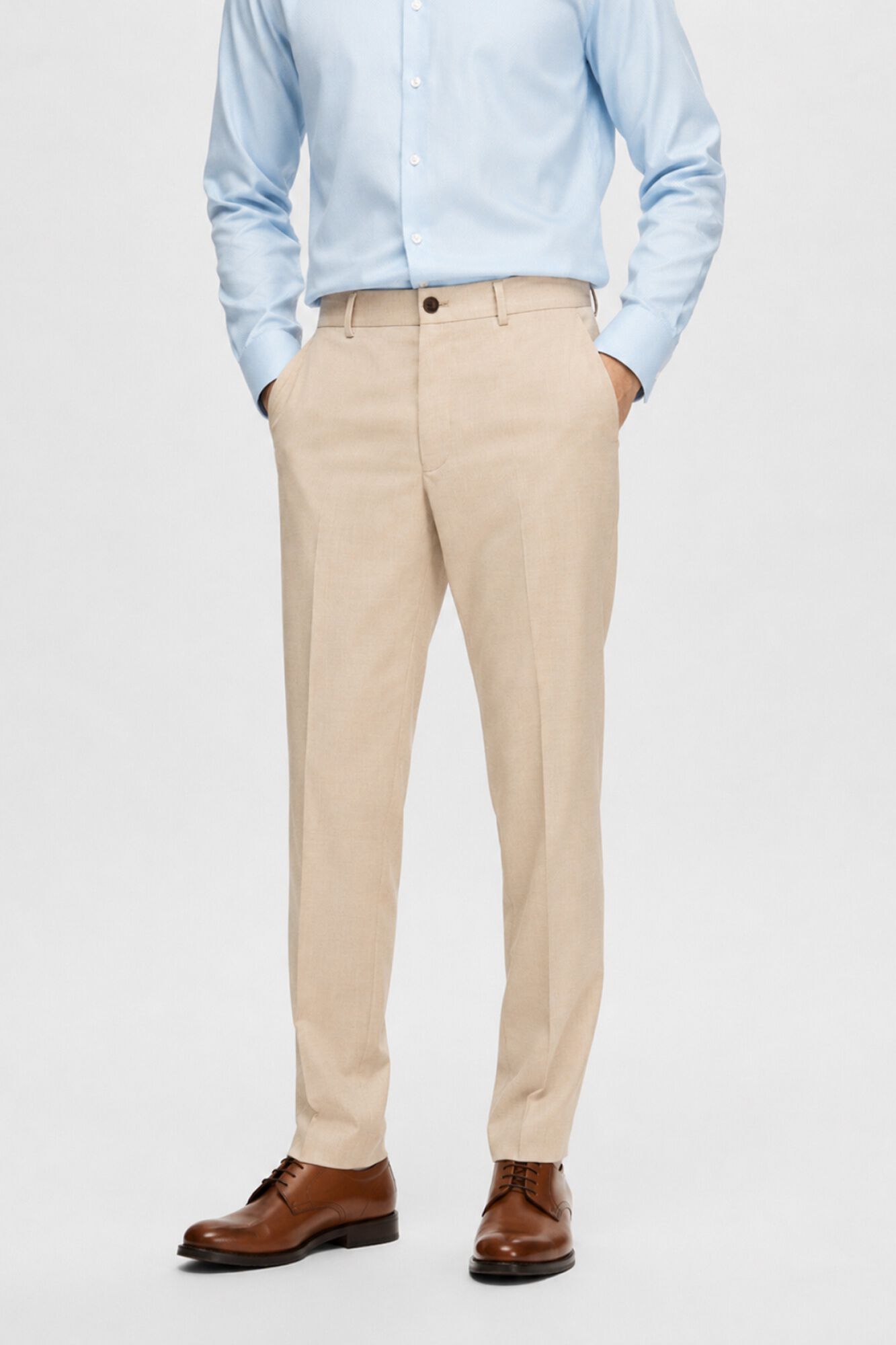 Selected Cal&ccedil;as de fato Slim Fit confecionadas com materiais reciclados Castanho