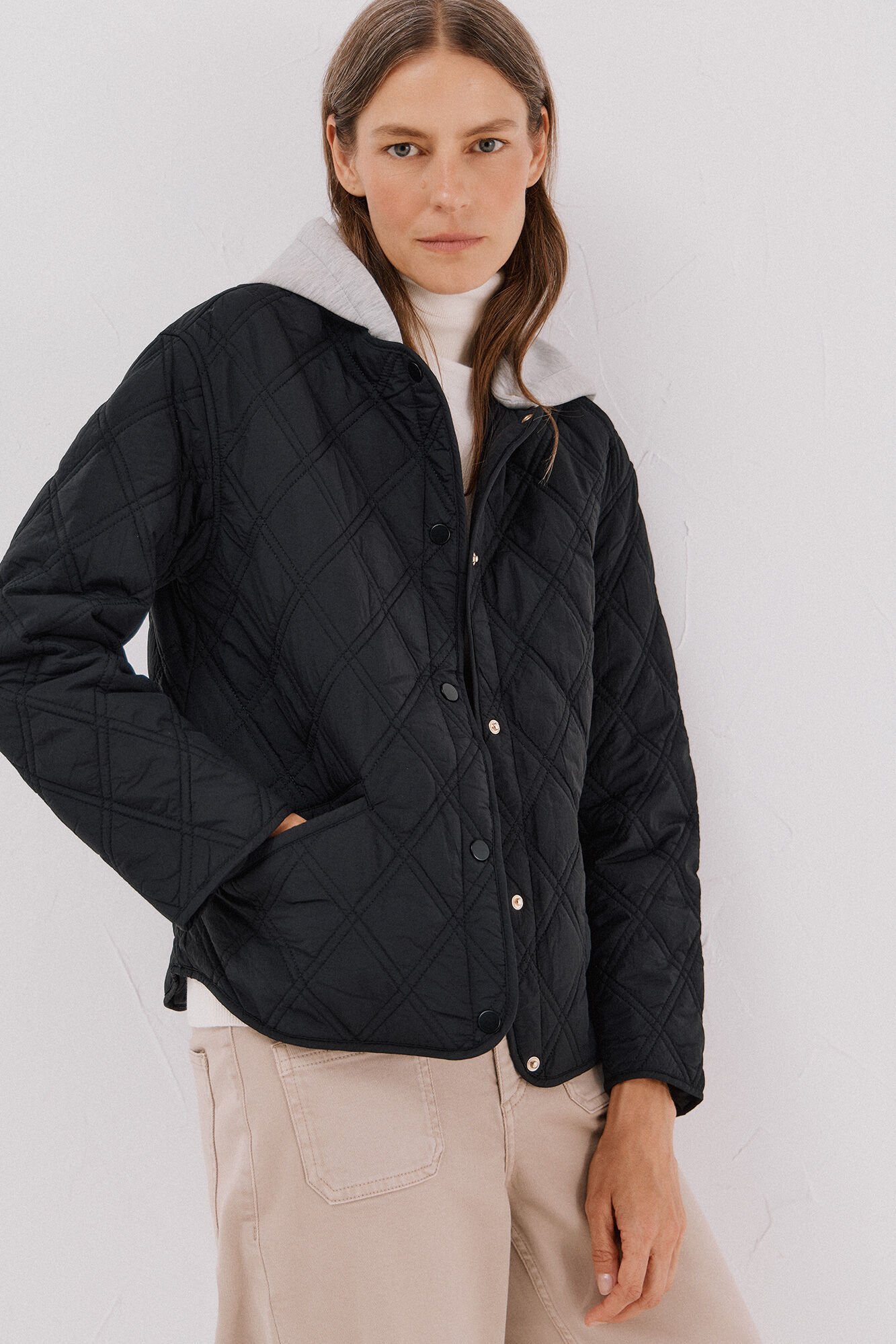 Cortefiel sweatshirt curto com capuz