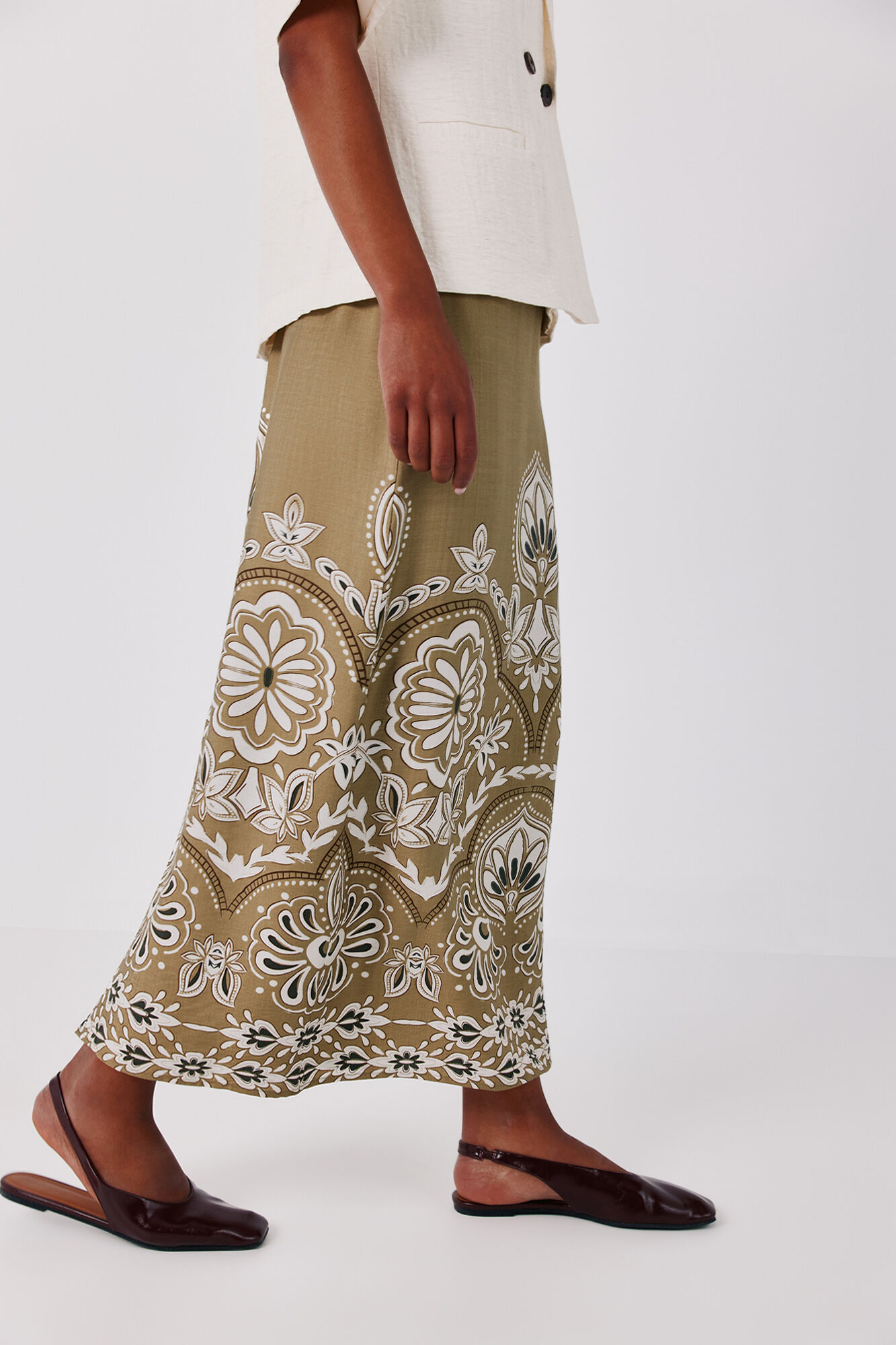 Cortefiel Printed straight skirt Green