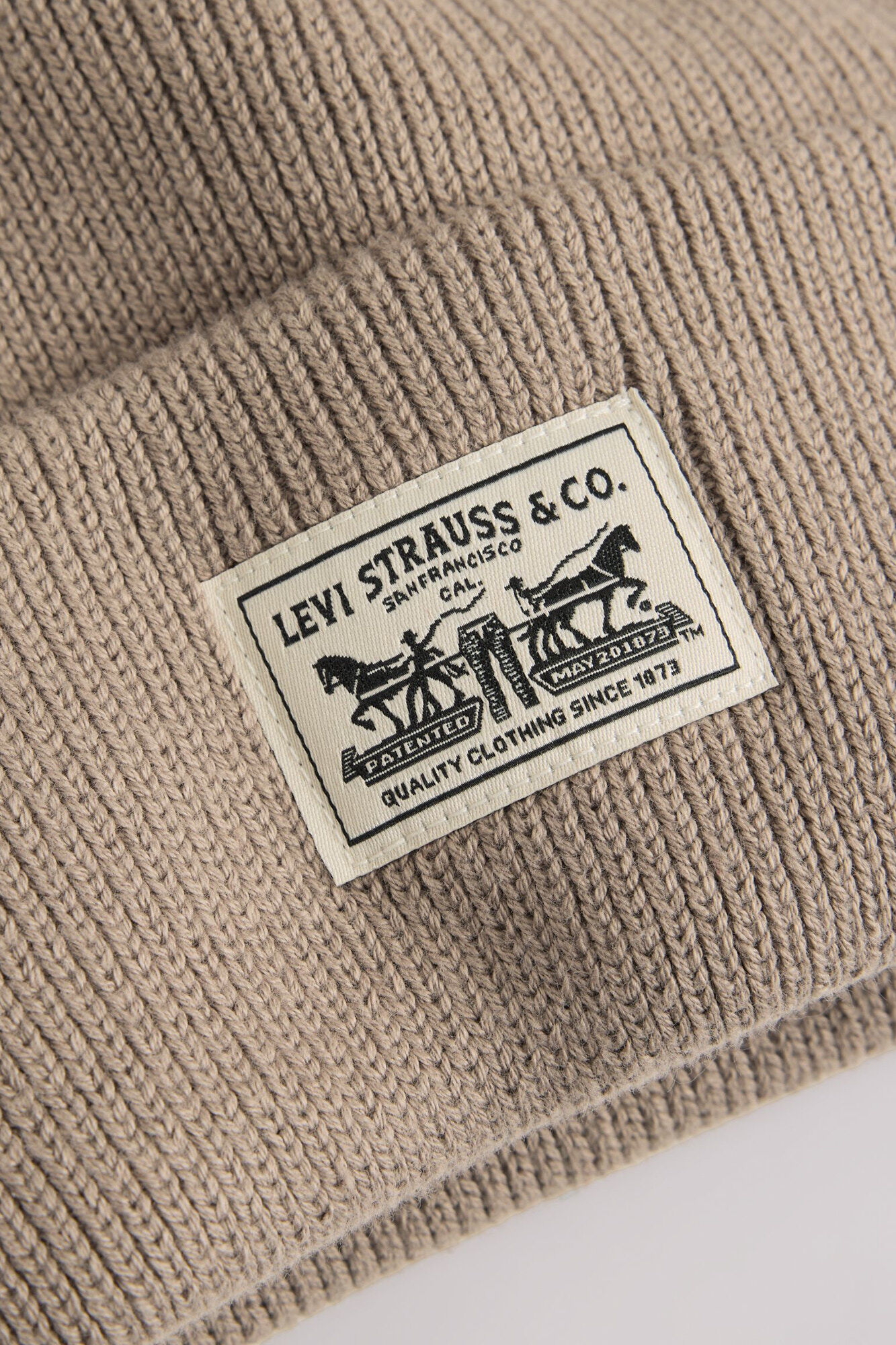 Levi's Bon&eacute; Levis&reg;  Tostado