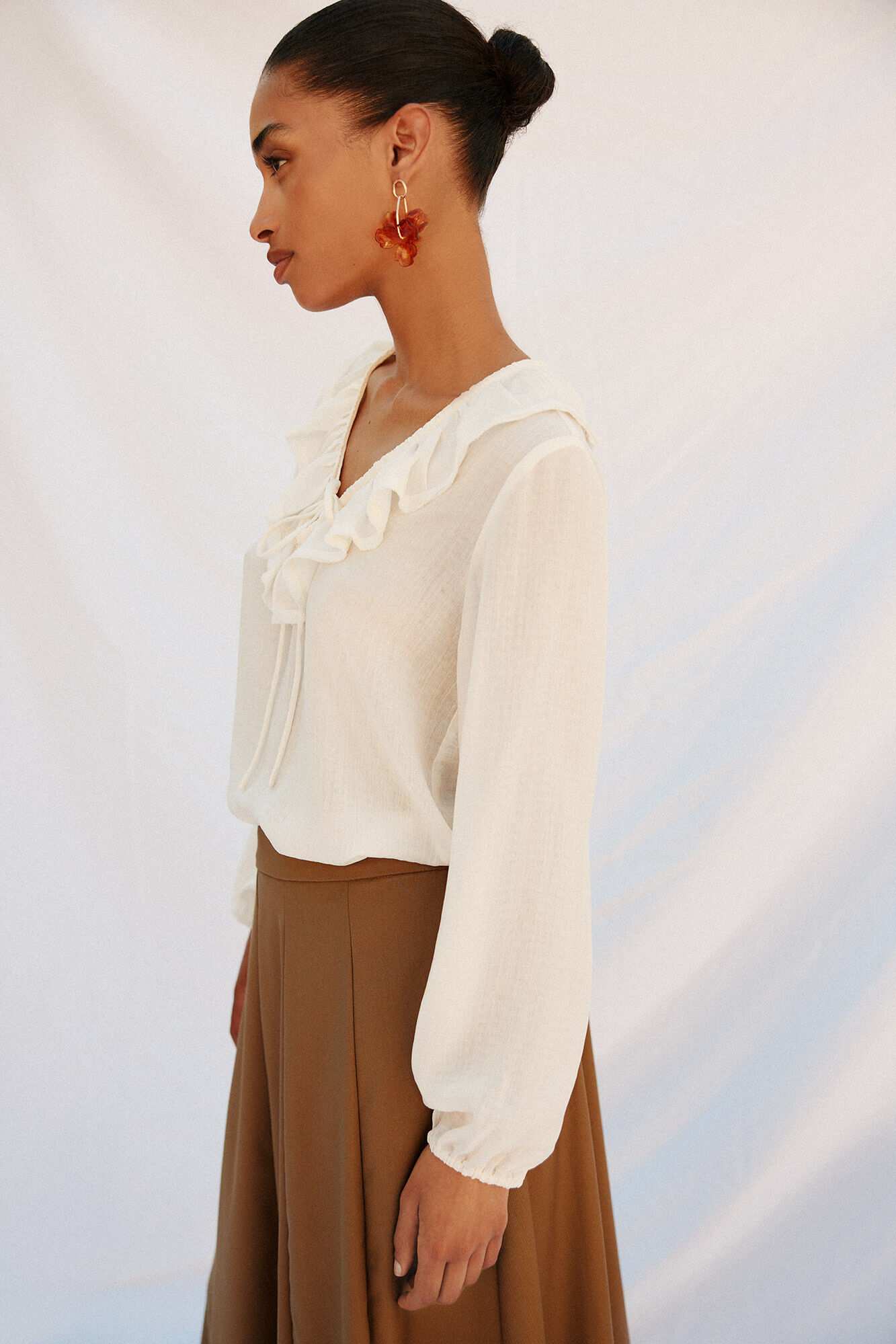 Cortefiel Flounced blouse White