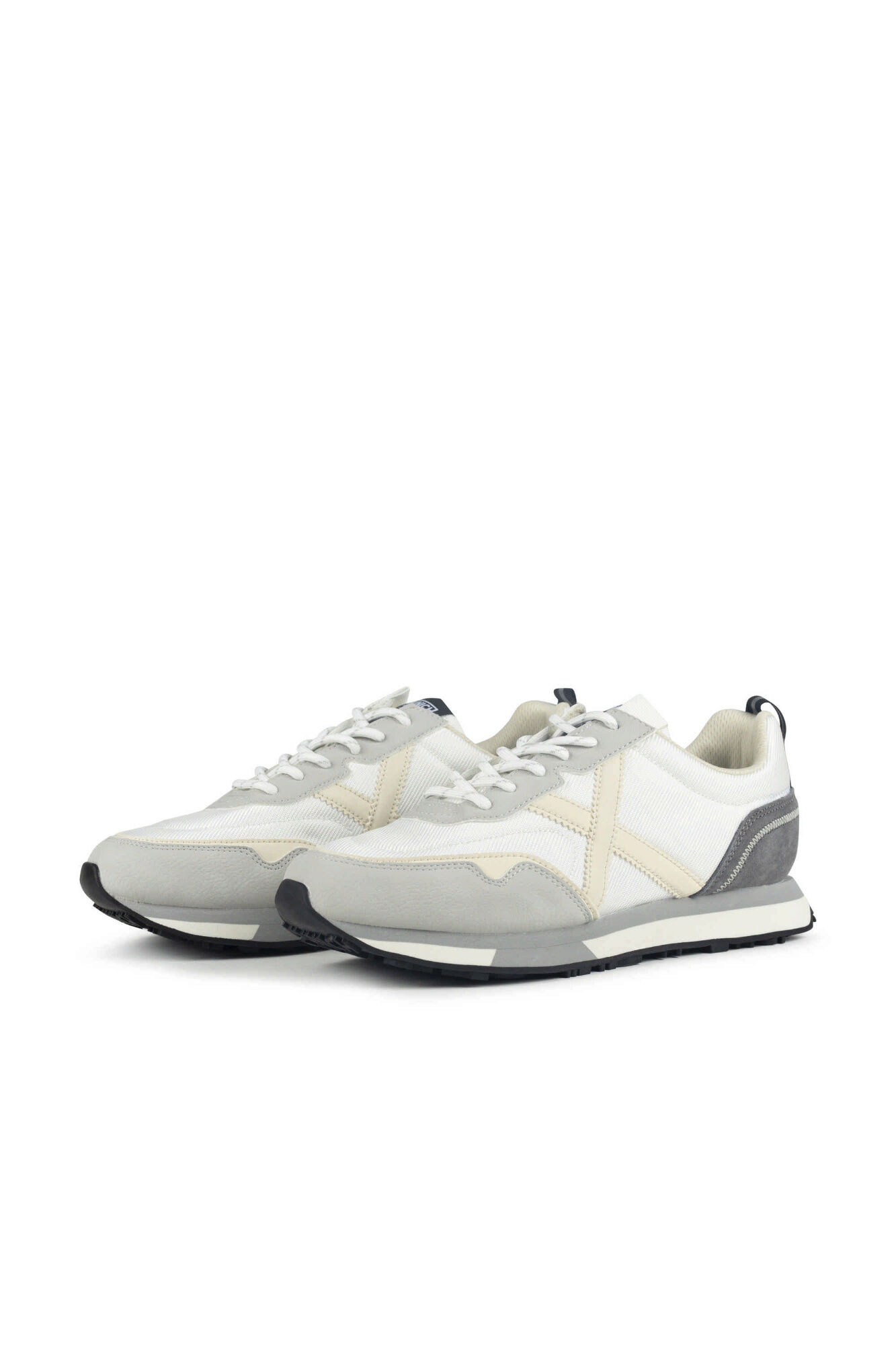 Munich Women's Next sneakers White
