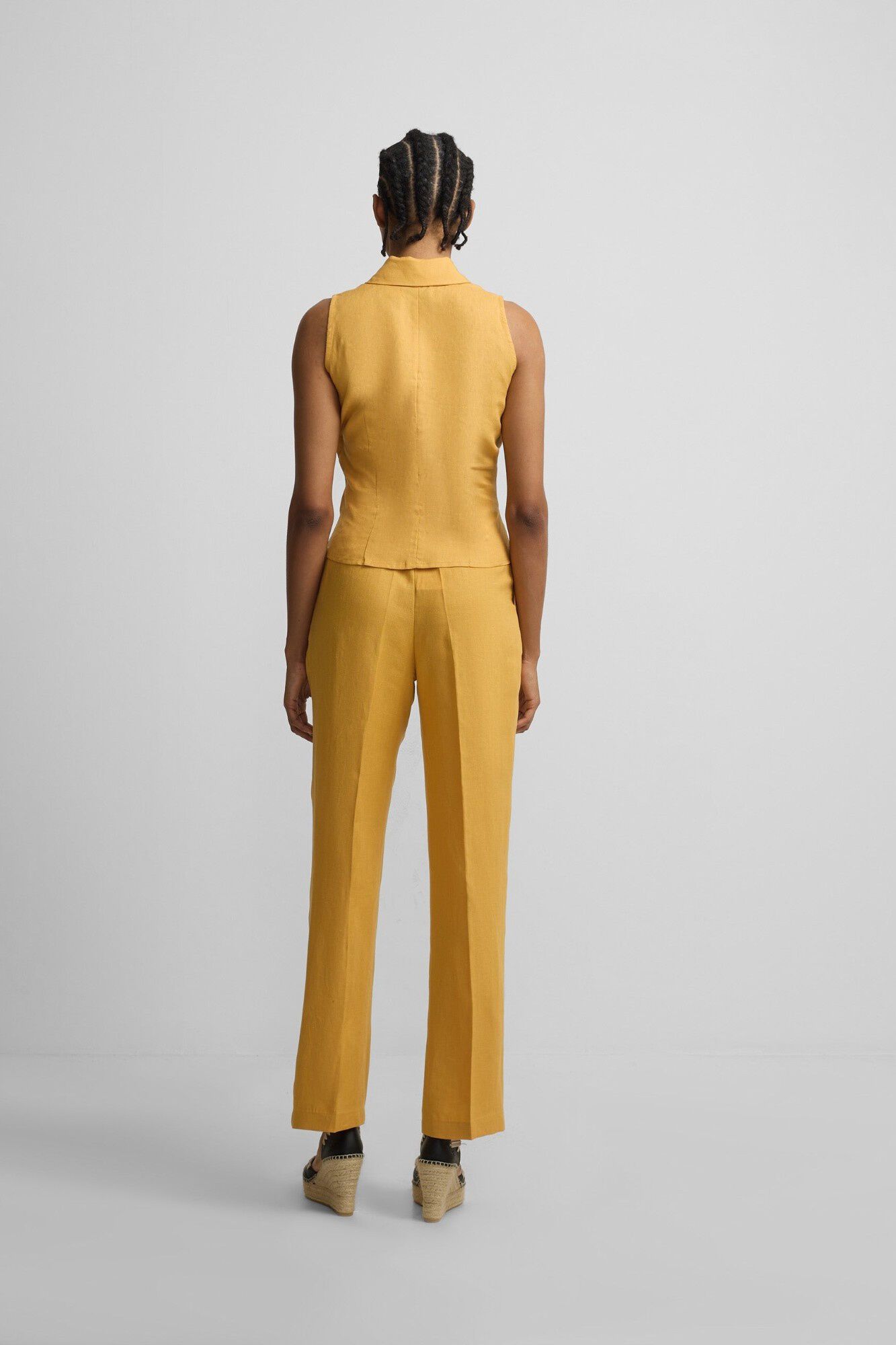 Silbon Top com abas de linho Dourado