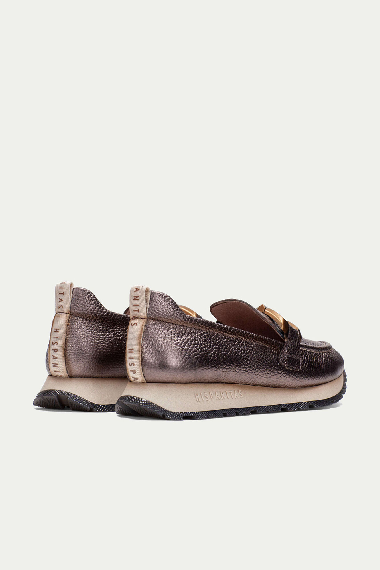 Hispanitas Mocassim esportivo KANSAS com detalhes met&aacute;licos Castanho